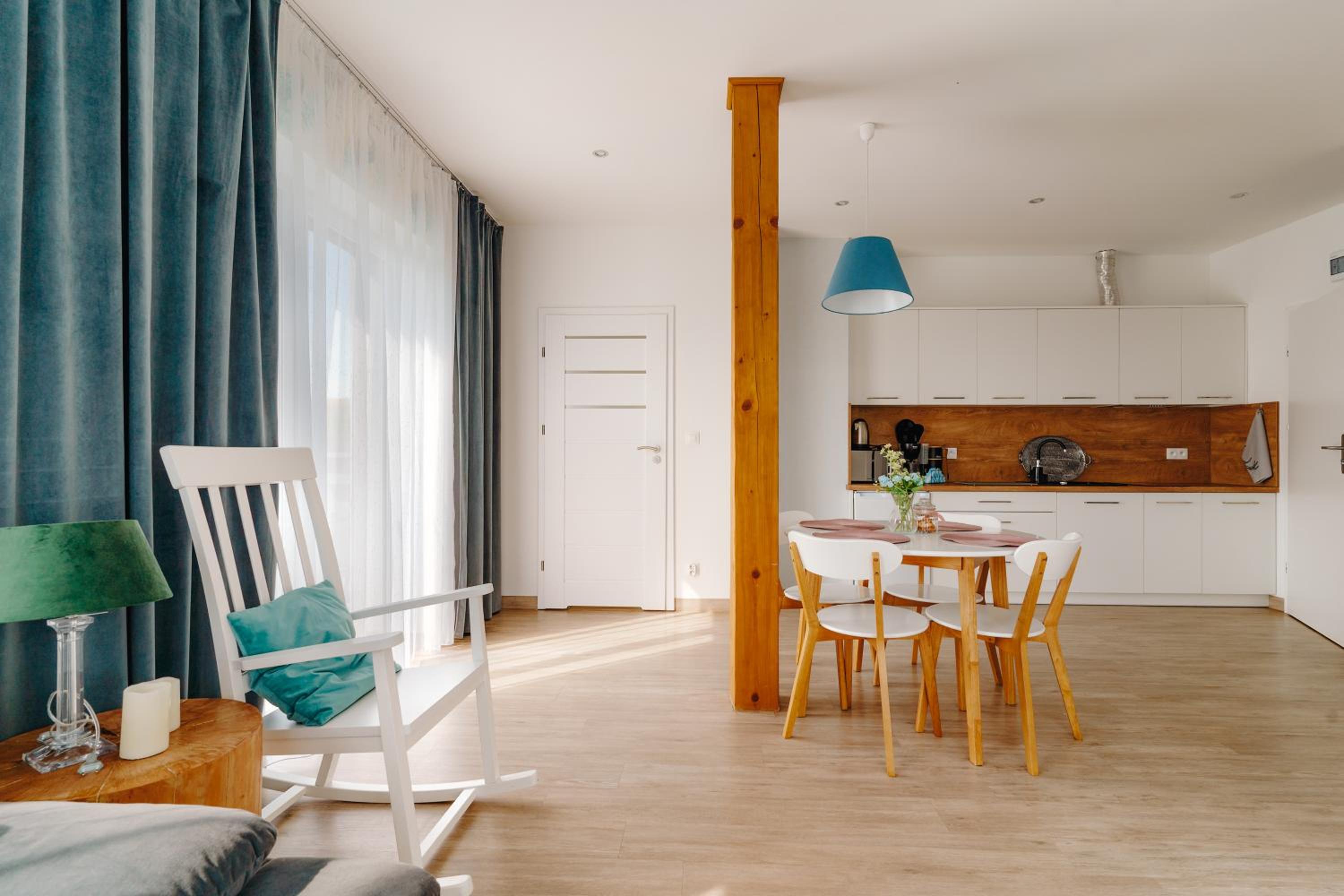 One-Bedroom Apartment - Photo 14