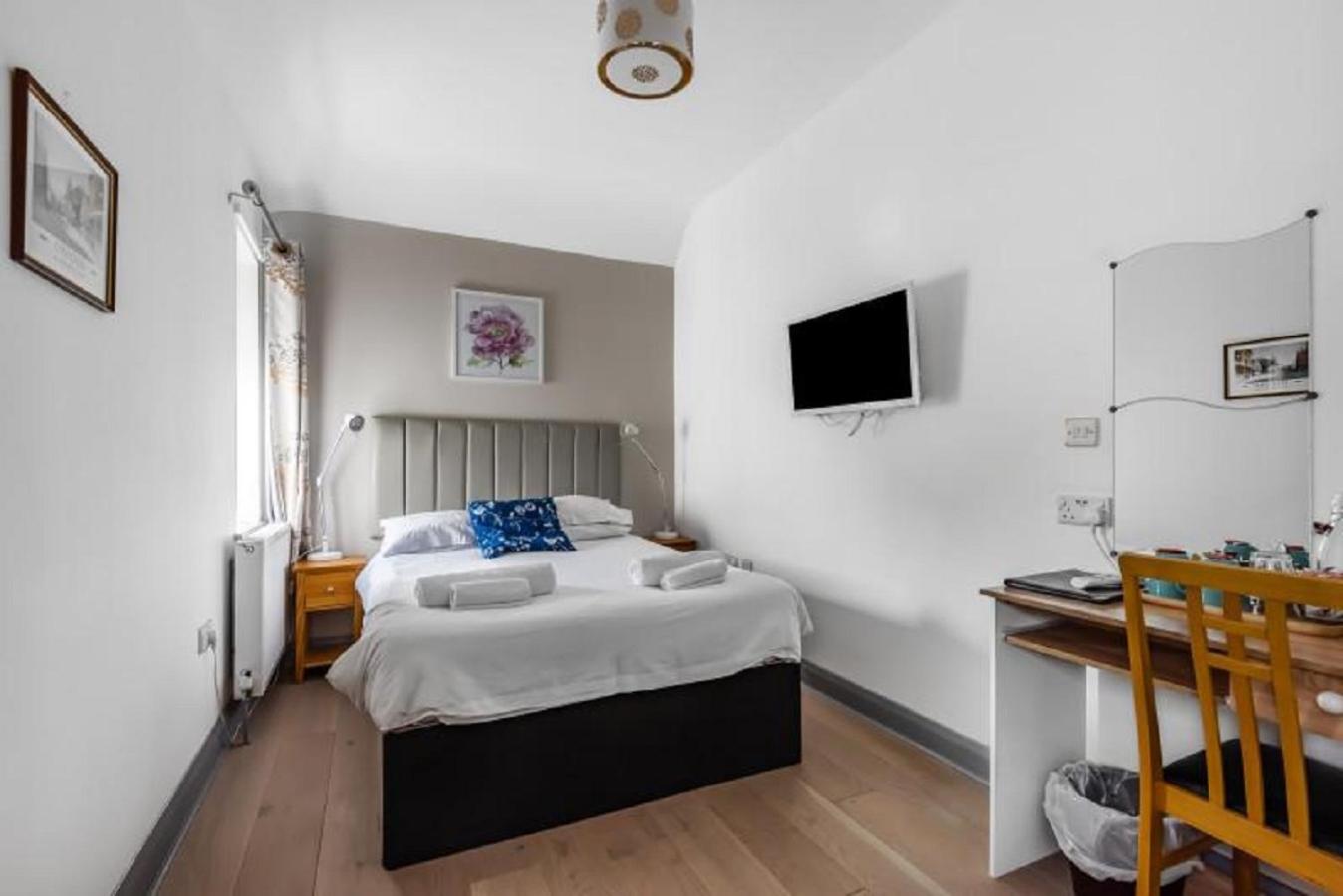 Standard Double Room photo 1