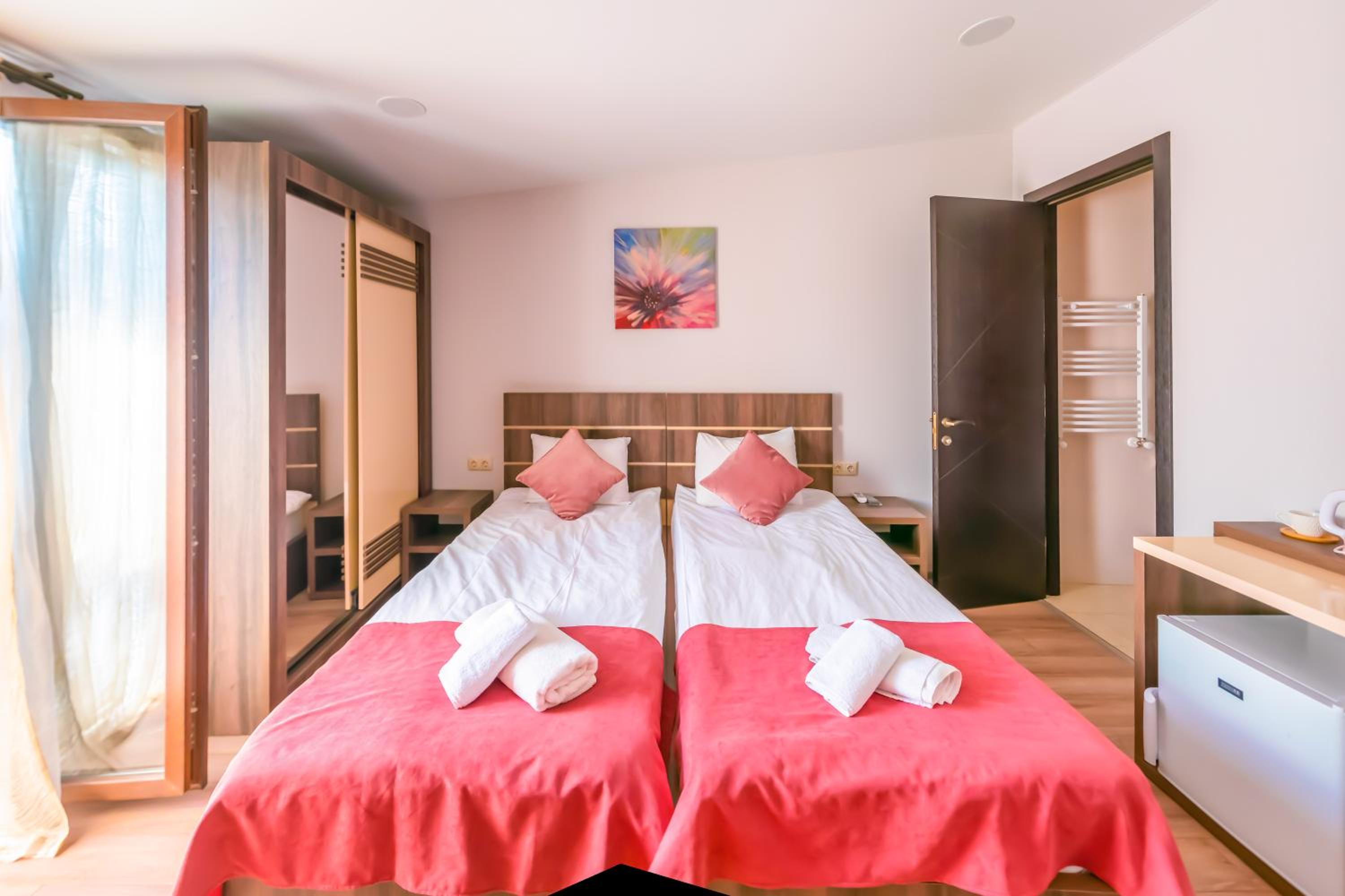 Luxury Triple Room photo 2