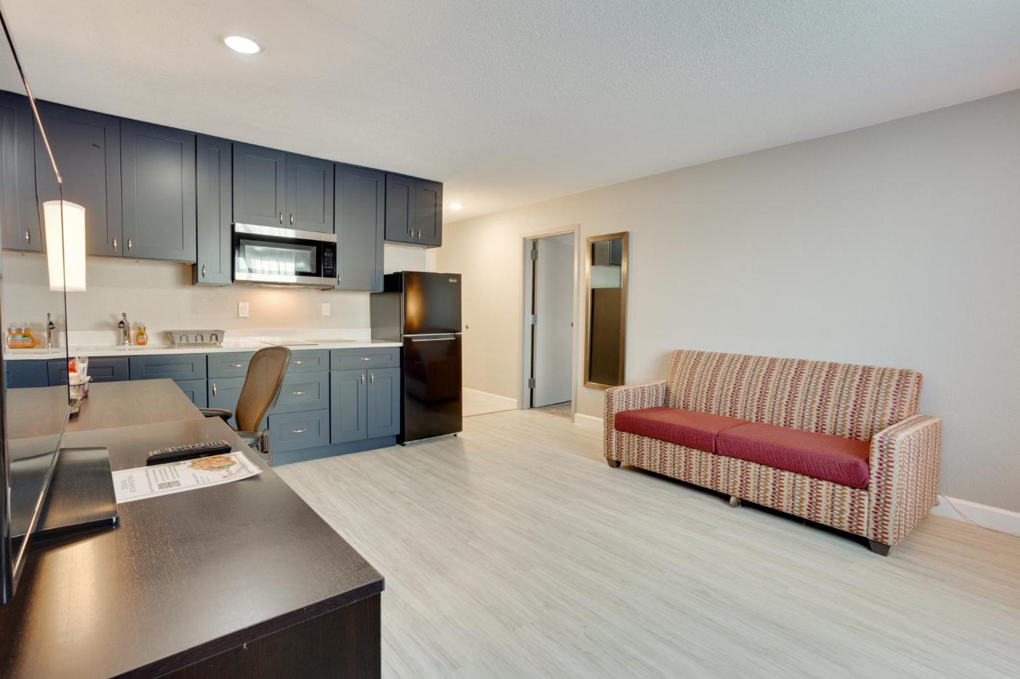 King Suite - Photo 9