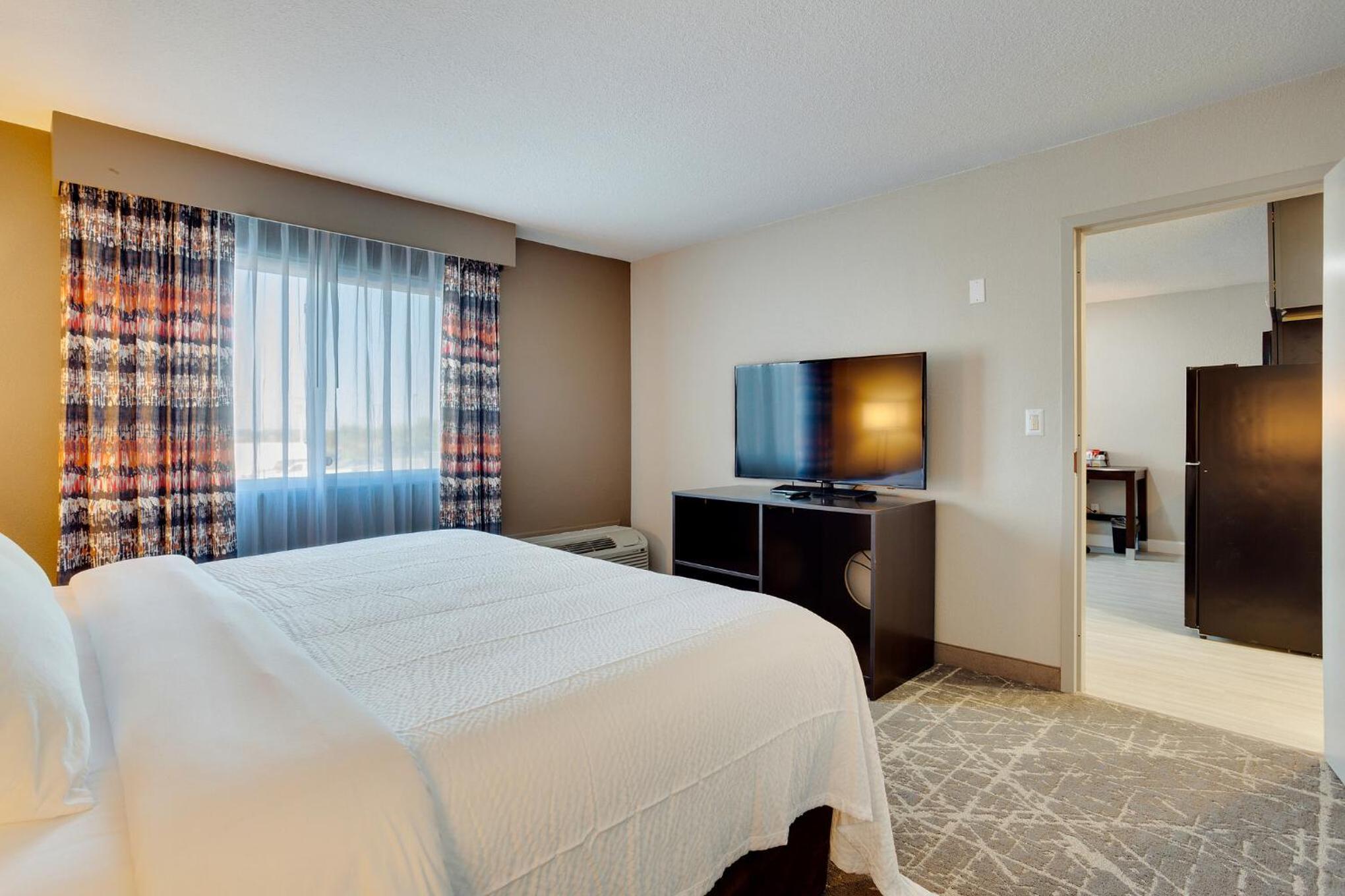 King Suite - Photo 11