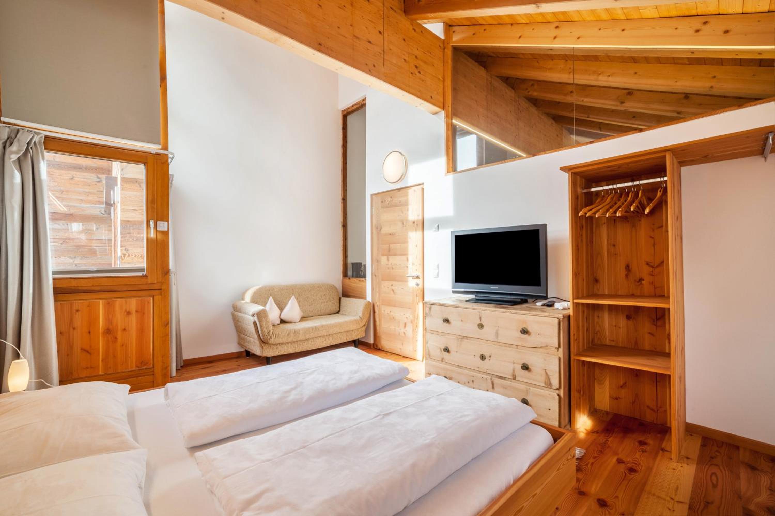 Superior One-Bedroom Apartment with Balcony photo 2