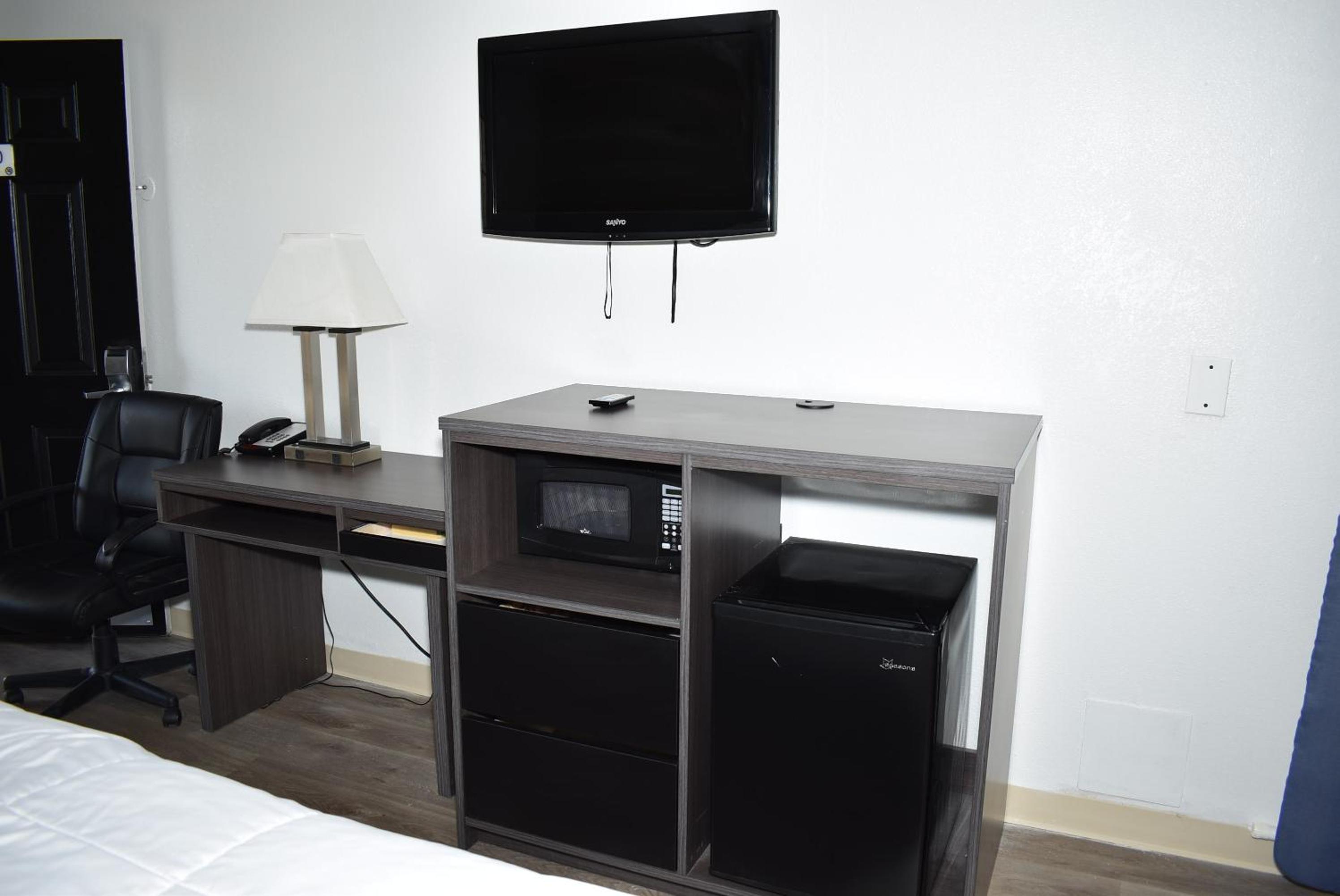 King Room - Non-Smoking - Photo 20