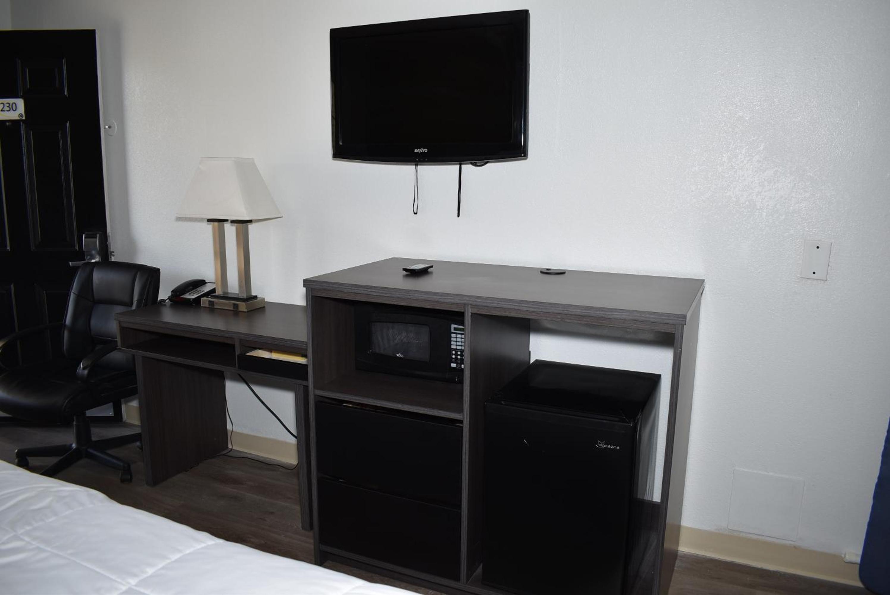 King Room - Non-Smoking - Photo 19