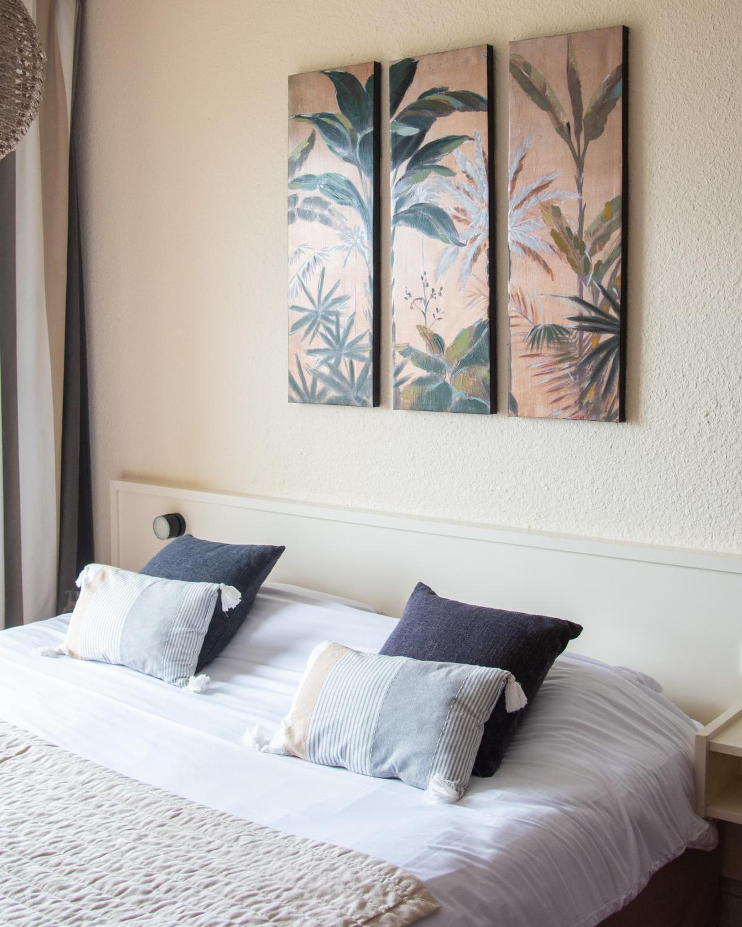 Comfort Double Room with Sea View - Photo 12
