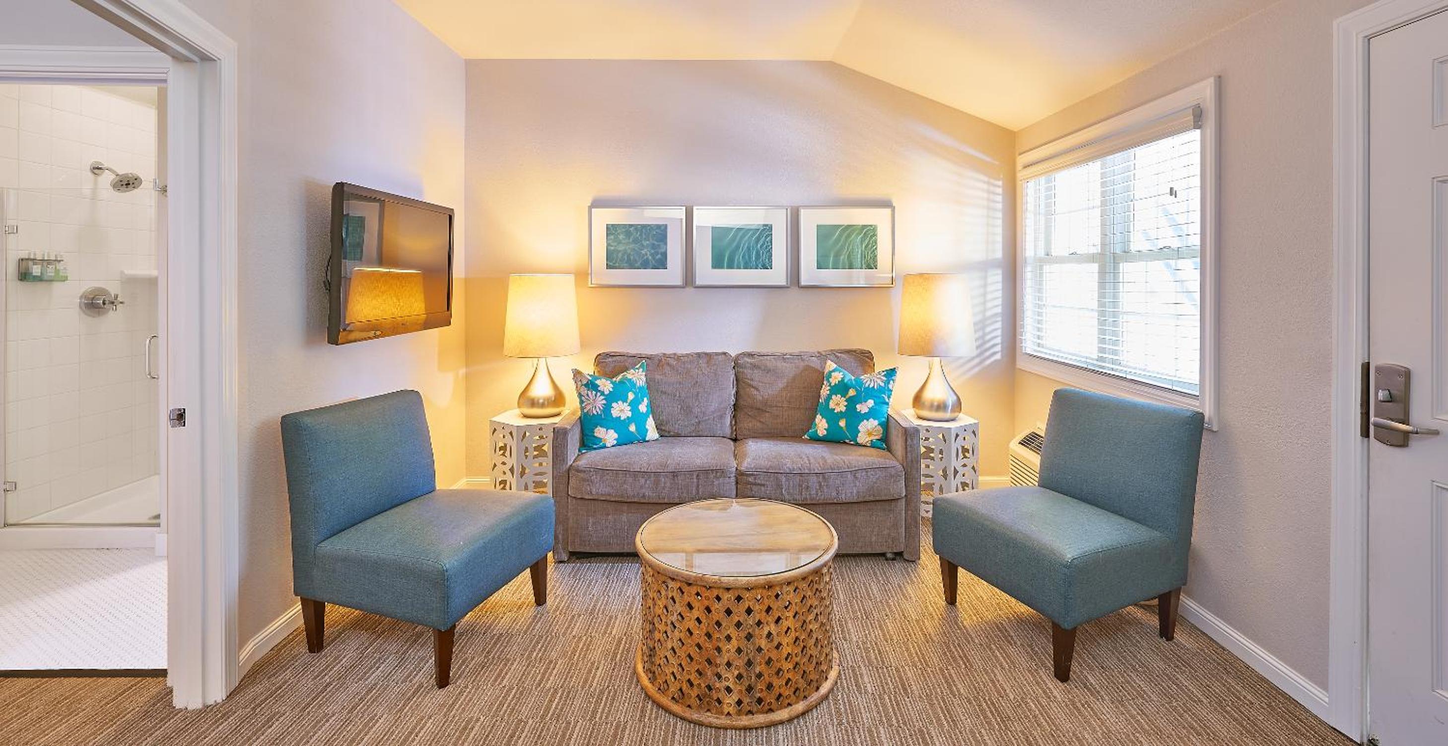 King Suite with Garden View