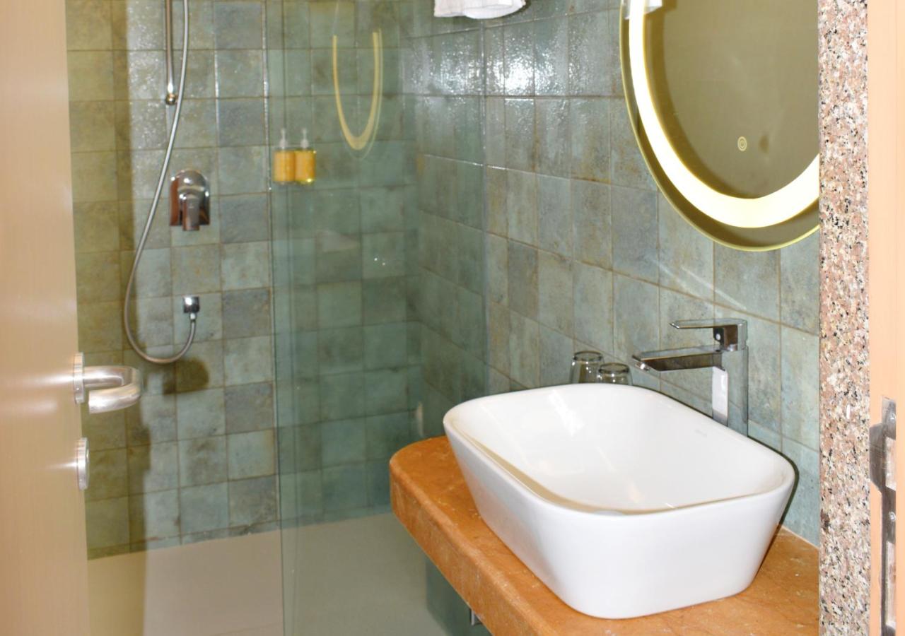 Superior Twin Room - Photo 4