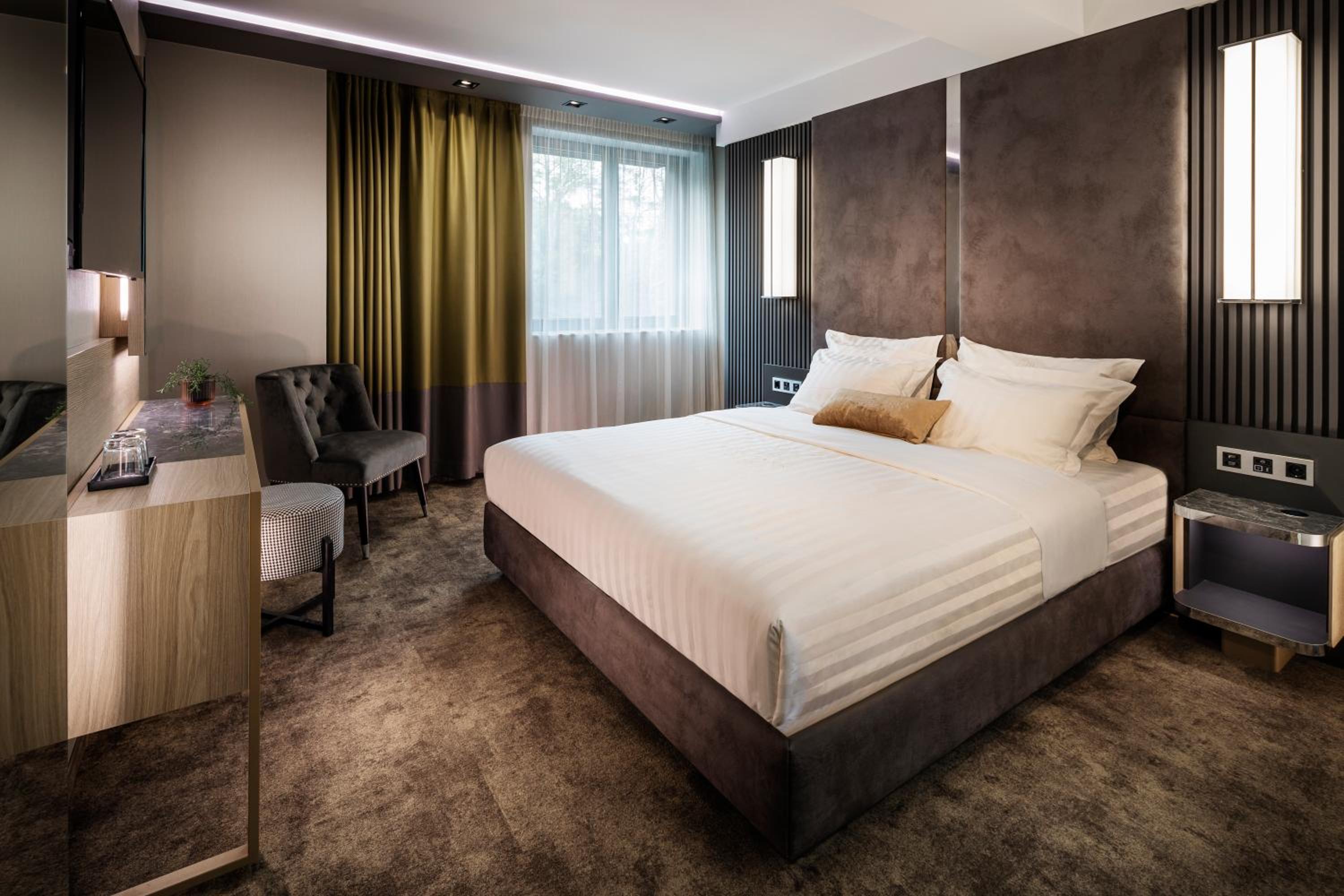 King Room