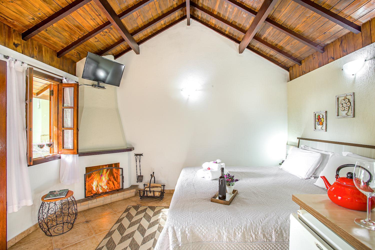 Chalet (2 Adults) photo 3