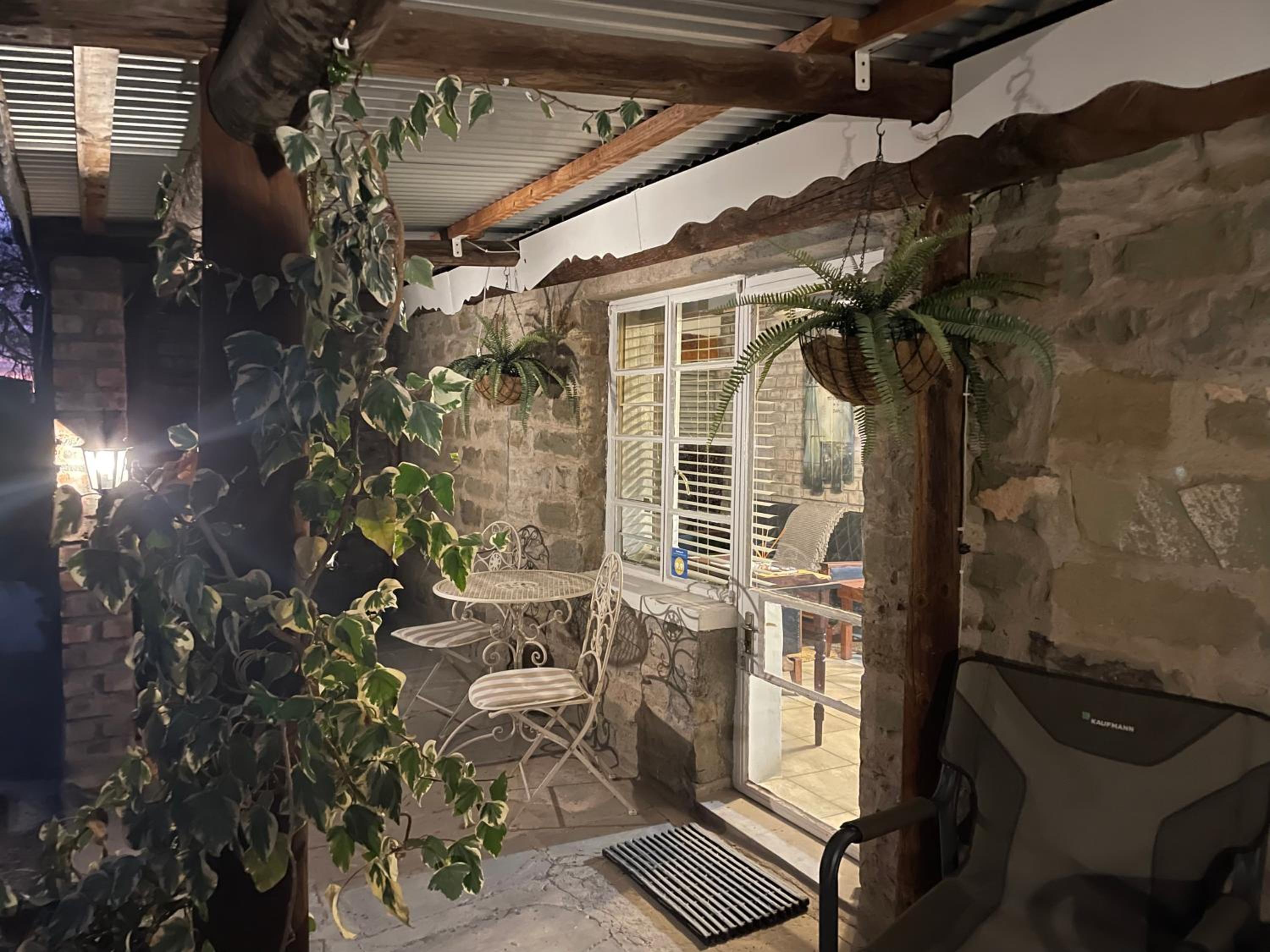 Double Room with Private Bathroom - Photo 20