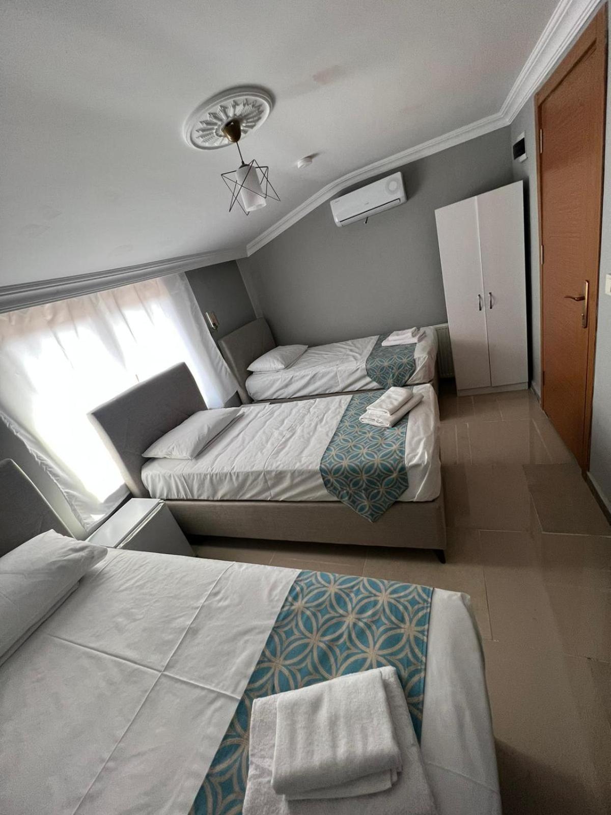 Standard Triple Room photo 3