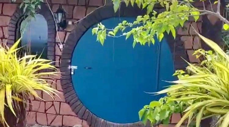 Hobbit House Samma - AC | Private Bathroom| Ocean View - Photo 4