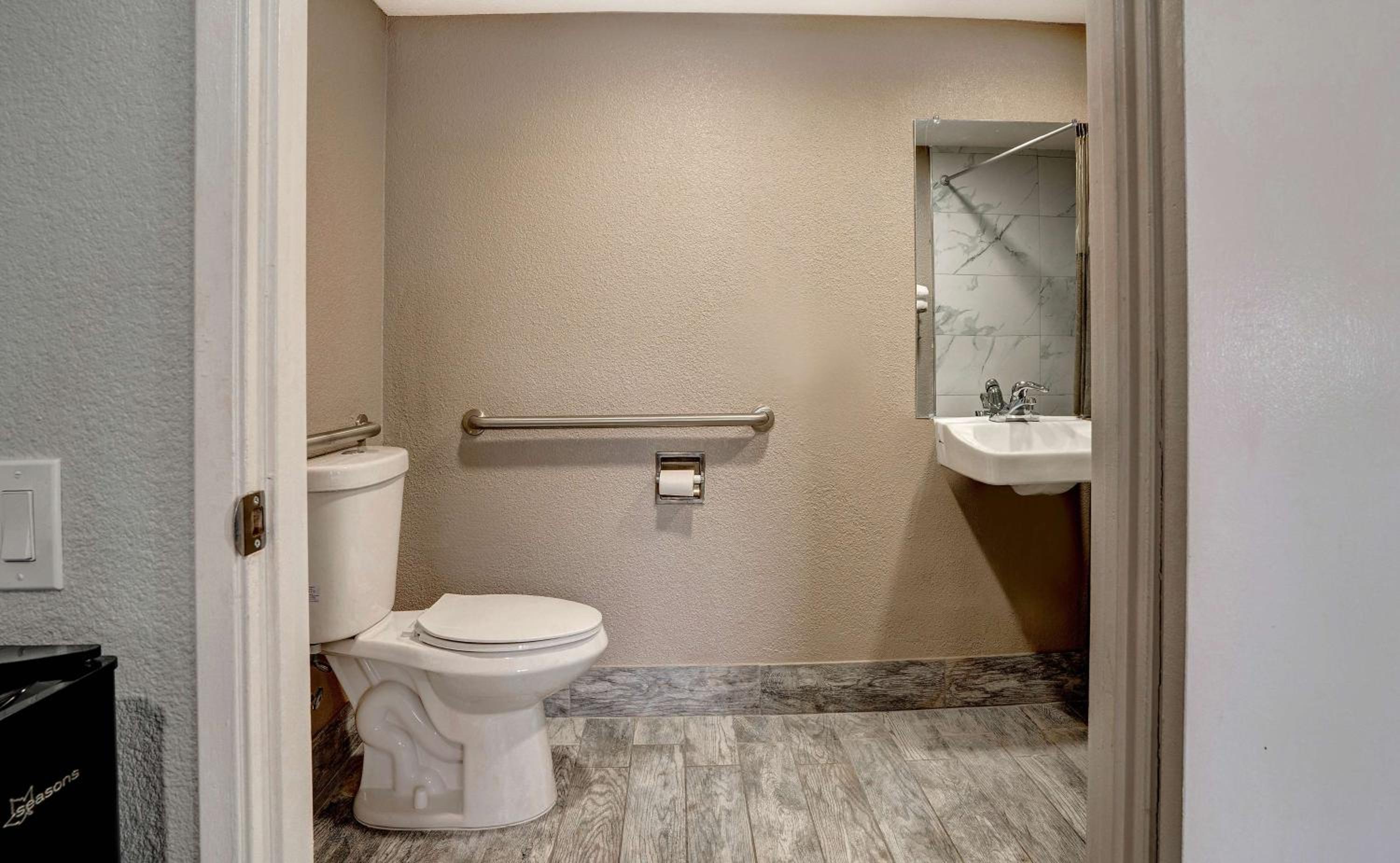  Full Room – Disability Access – Roll In Shower photo 3