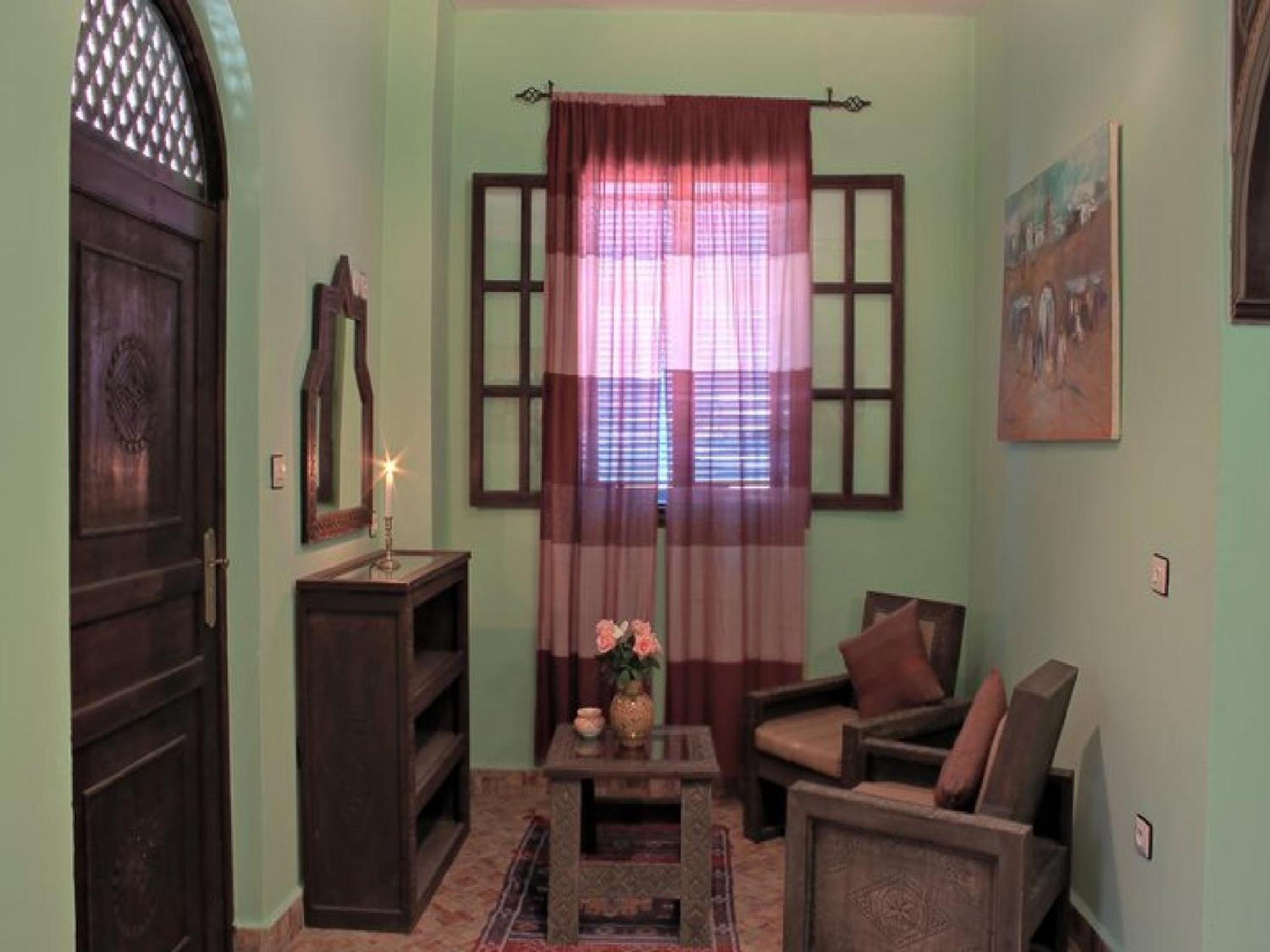 Double Room - Photo 5