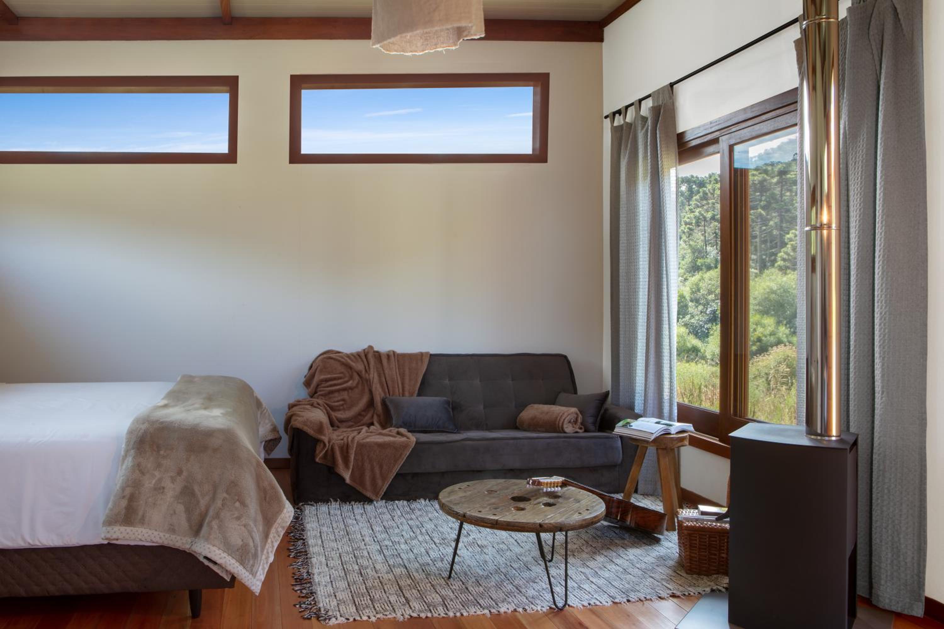 One-Bedroom House - Photo 11
