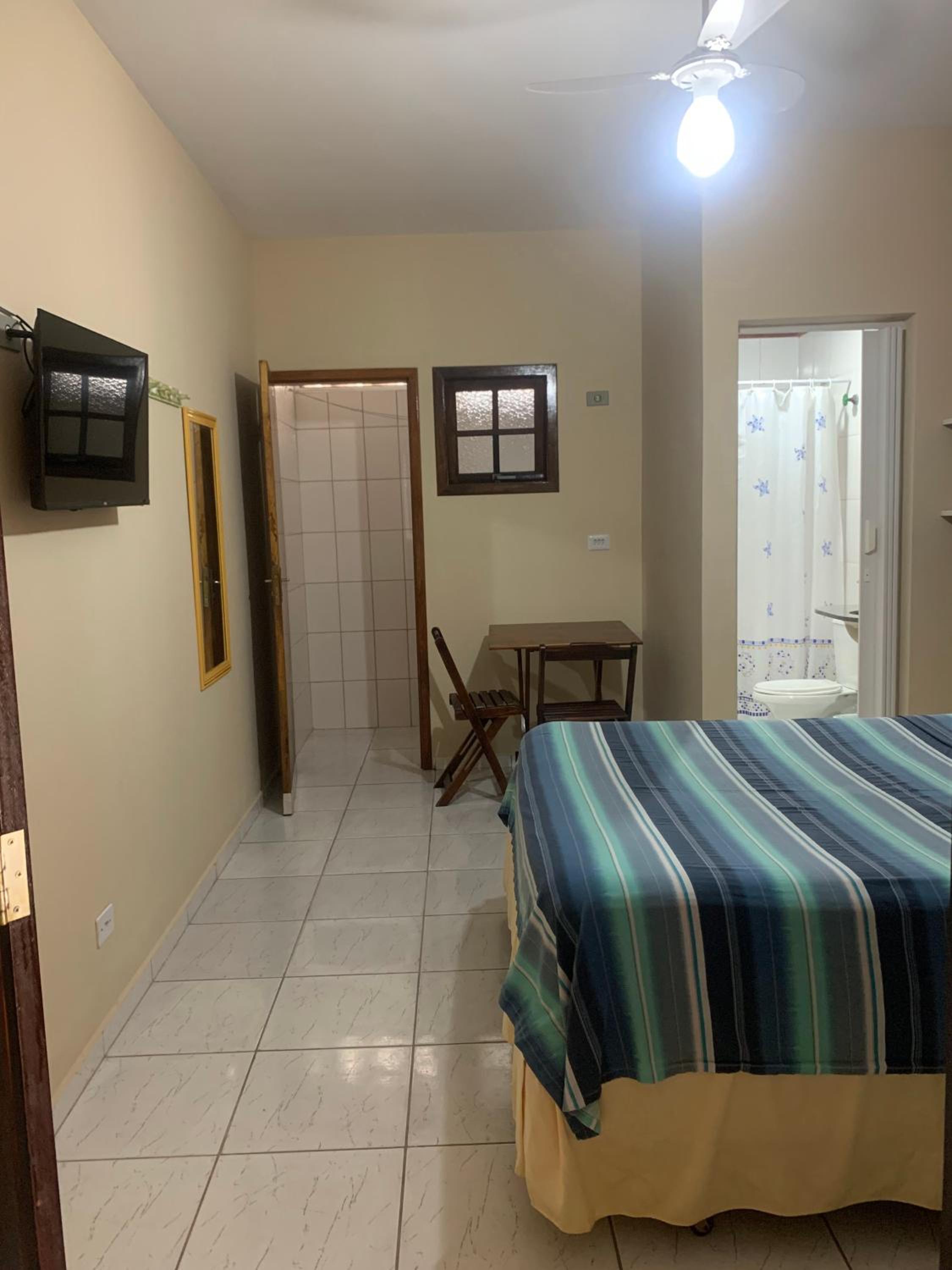 Economy Double Room - Photo 33