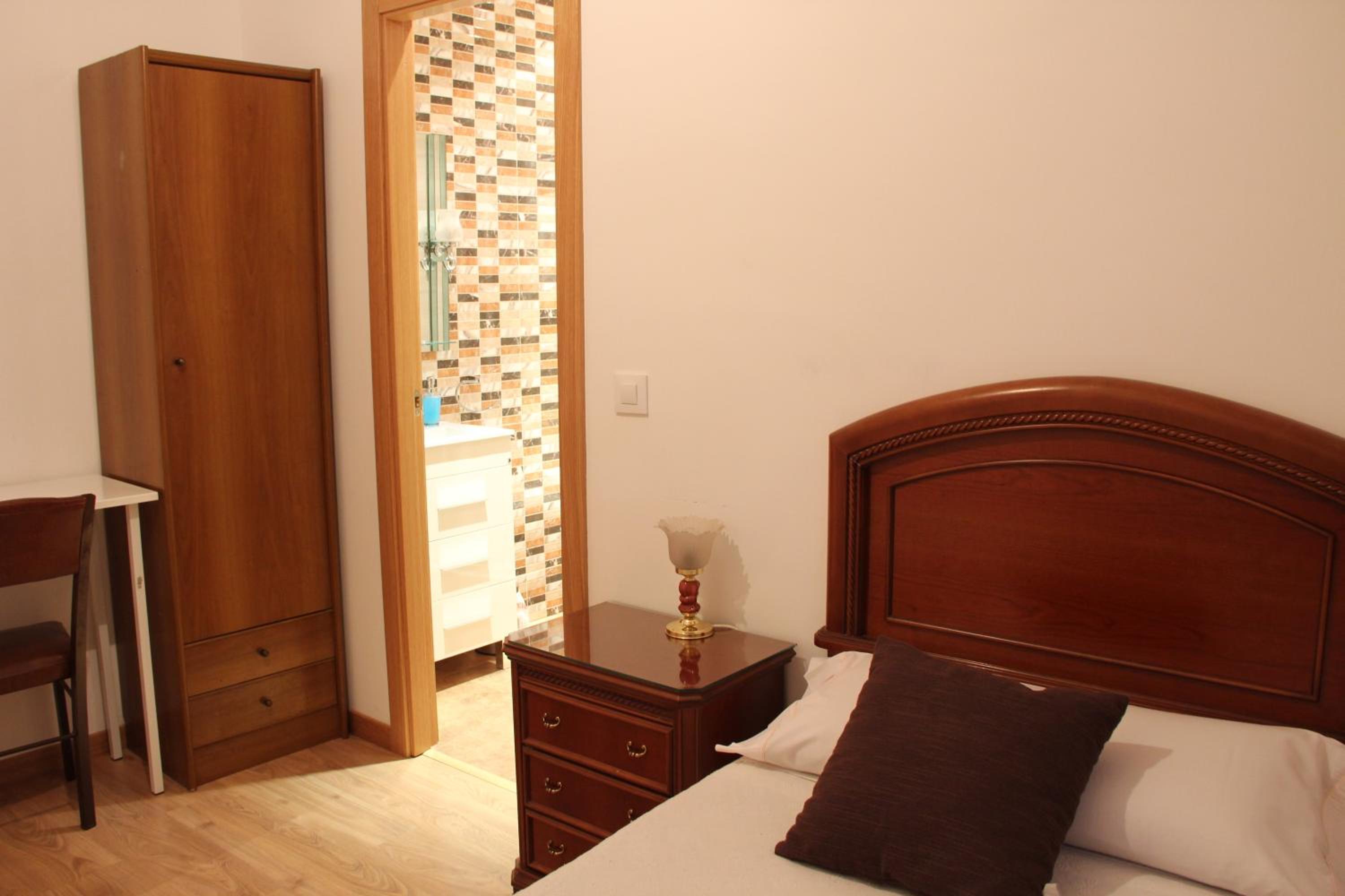 Single Room photo 3