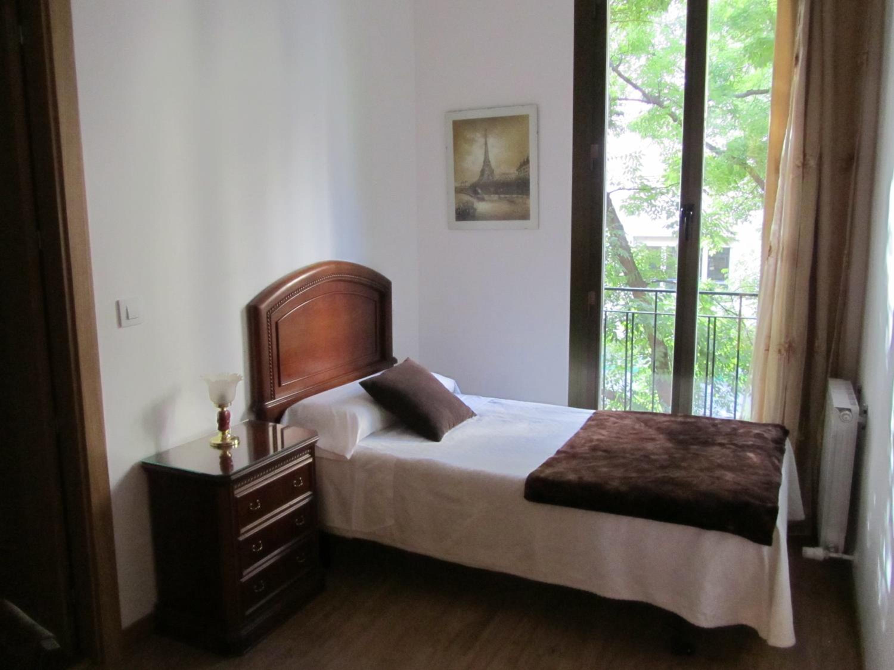 Single Room photo 2