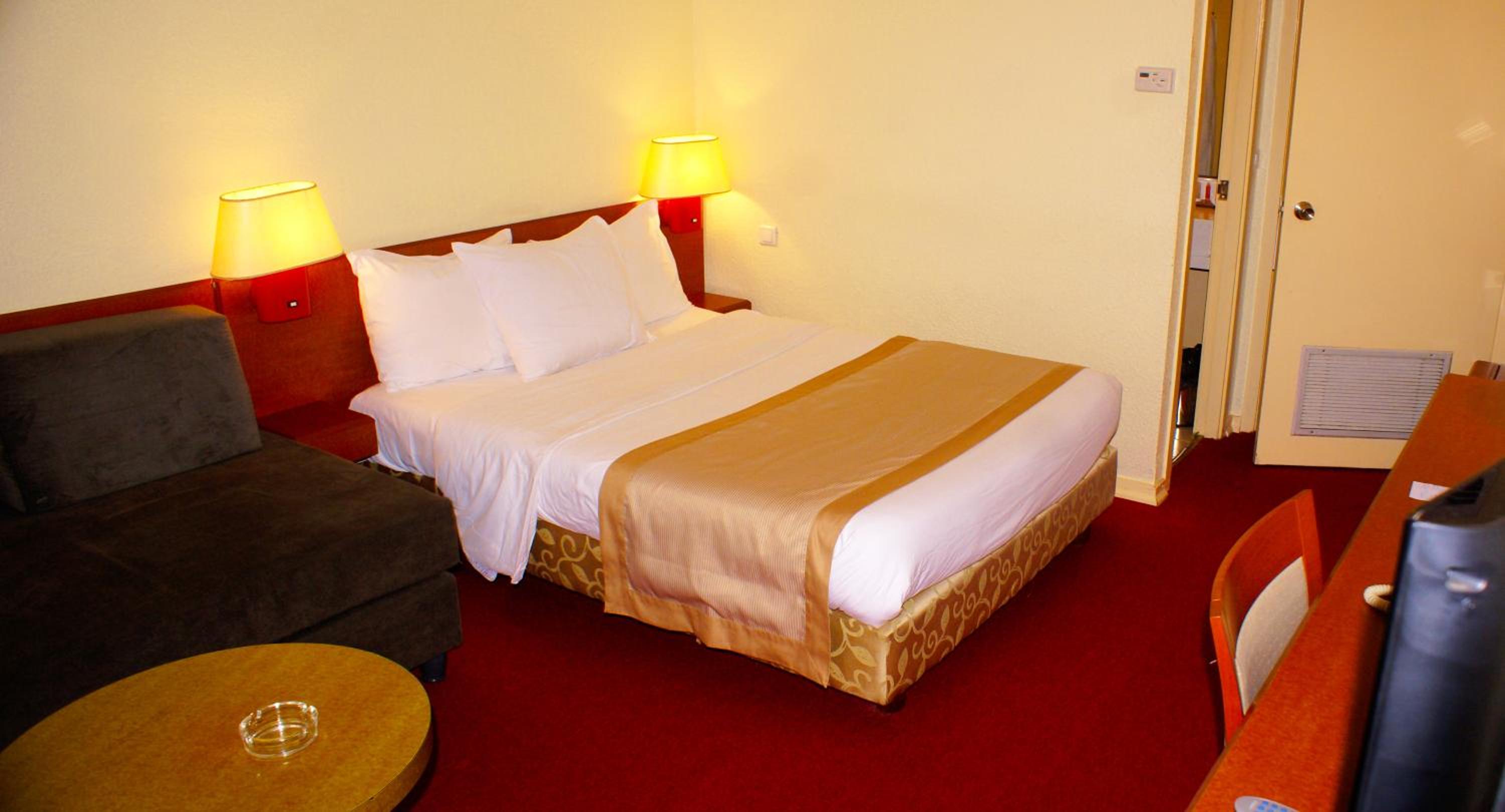 Prestige Double Room with Pool View photo 3