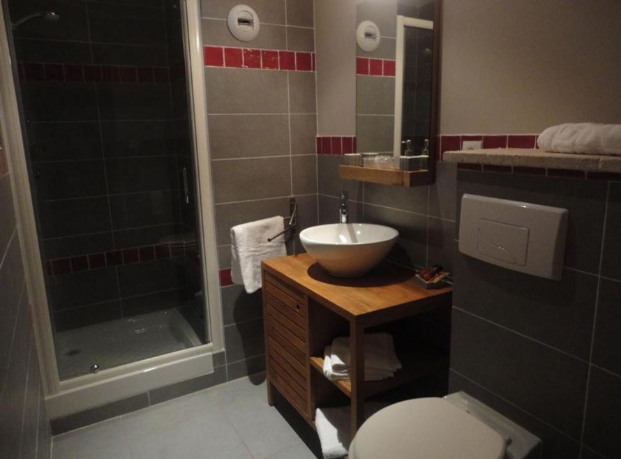 Samos Double Room - Photo 2