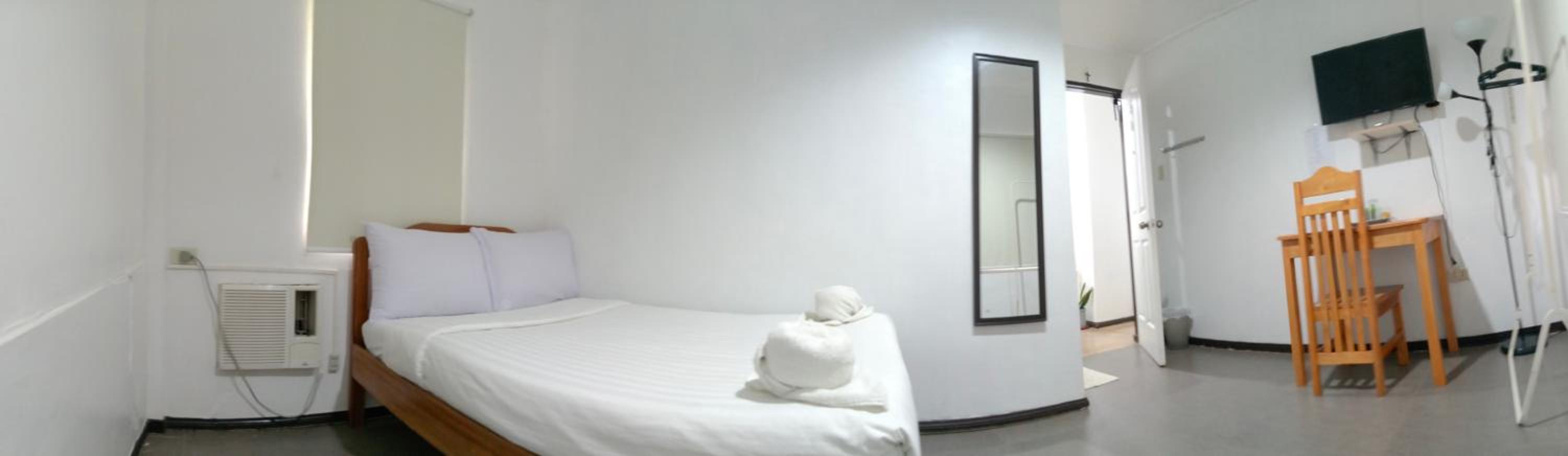 Standard Double Room - Photo 5