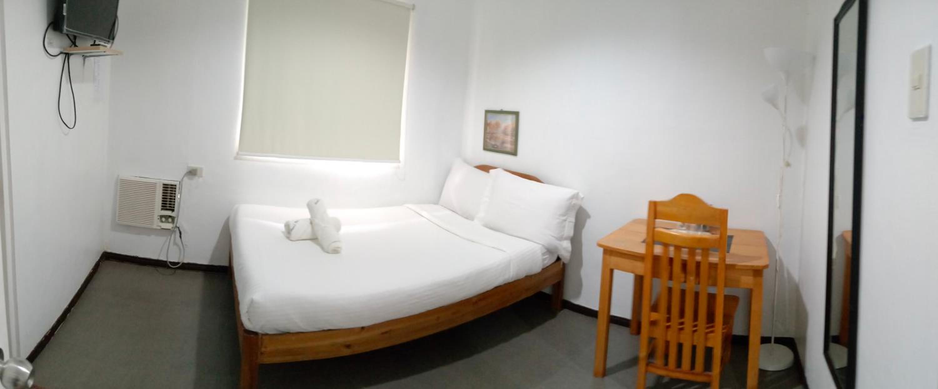 Standard Double Room - Photo 4
