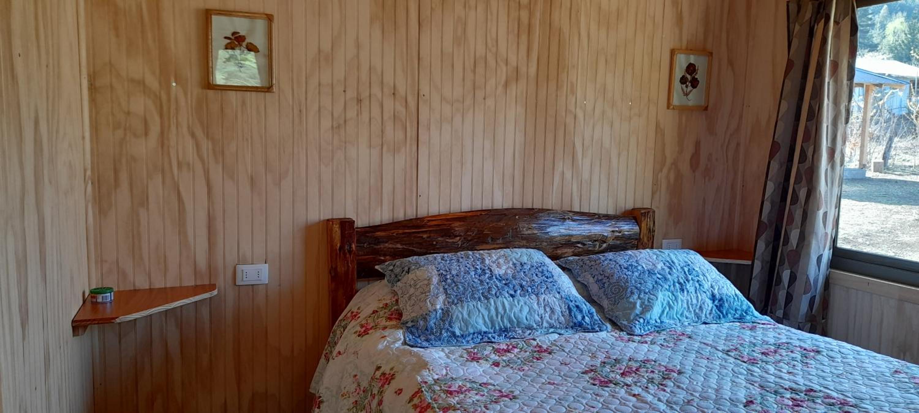 One-Bedroom House photo 1