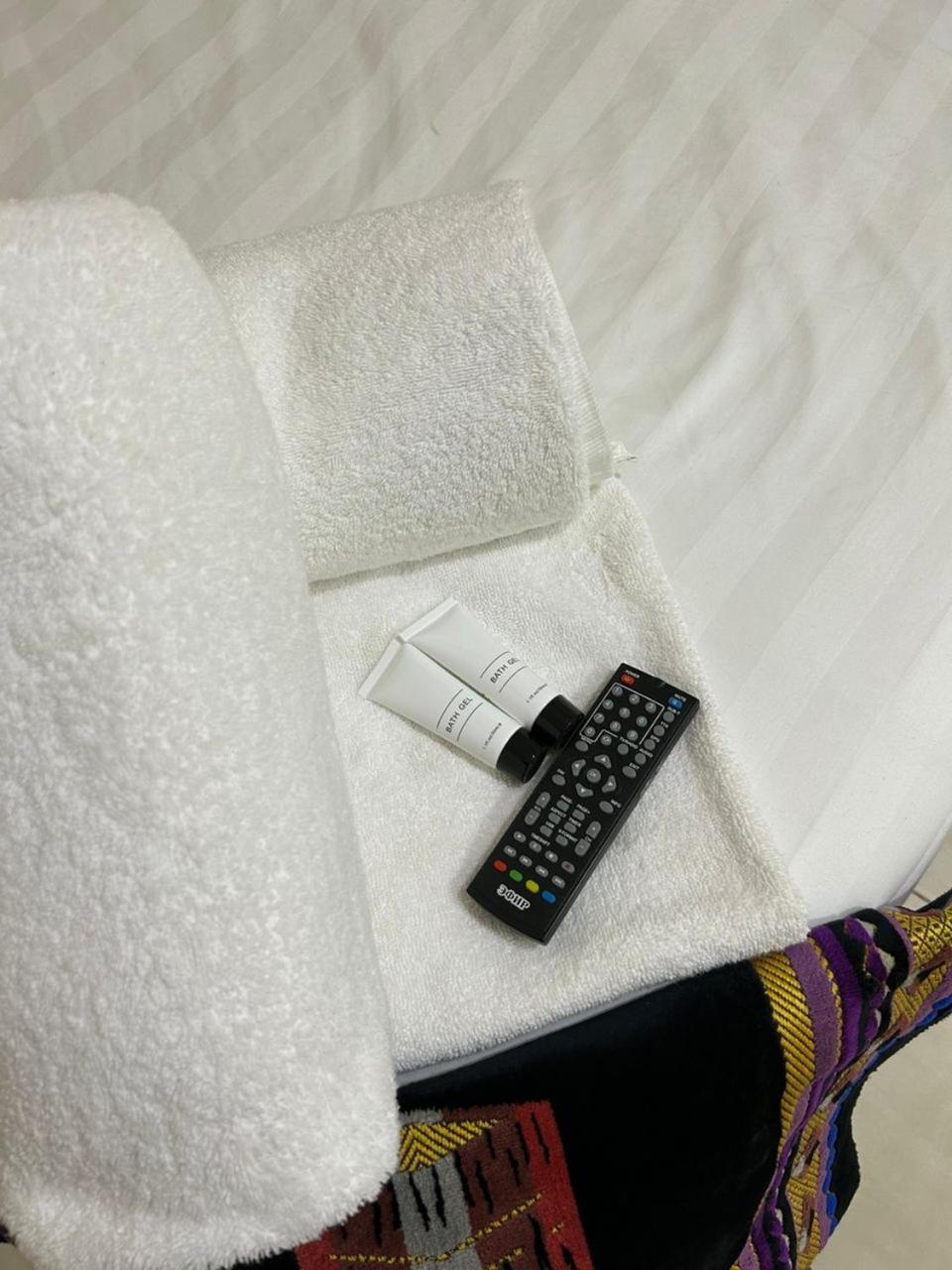 Double Room - Photo 5