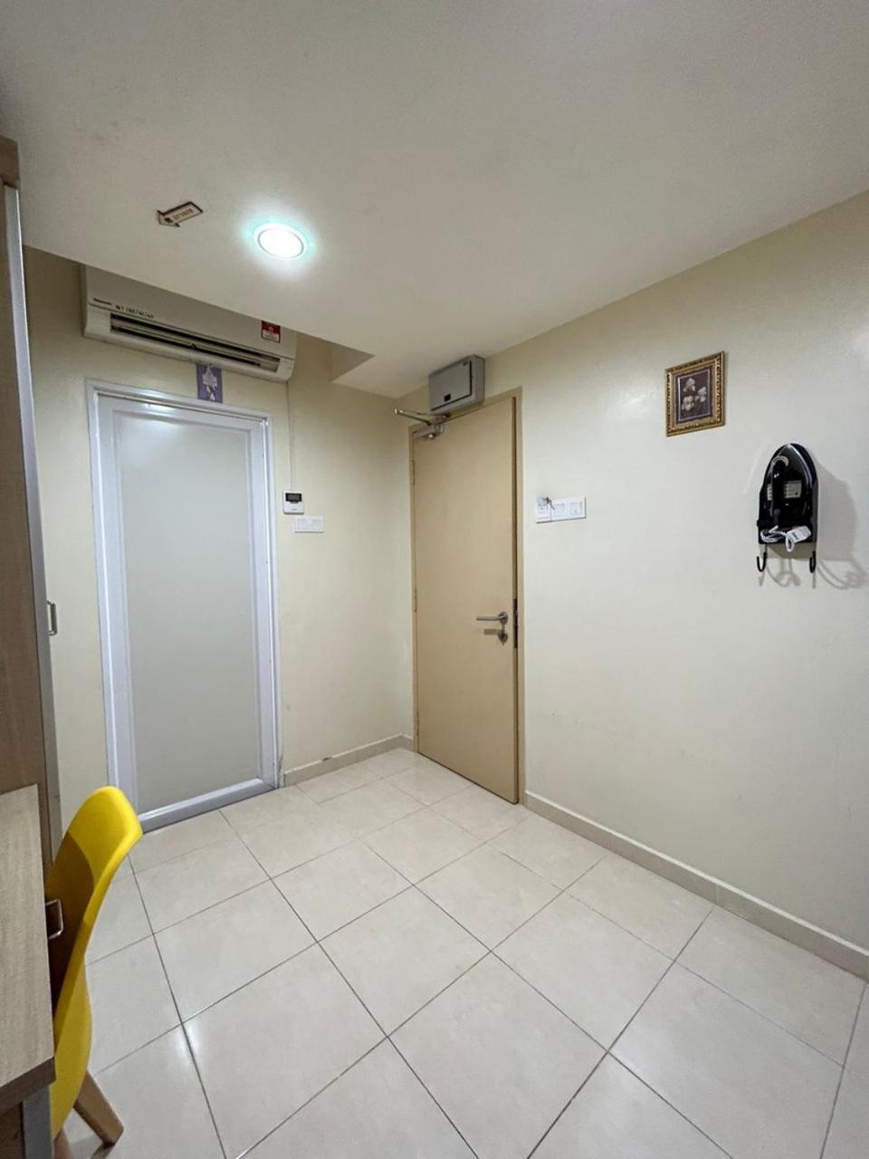 Double Room - Photo 4