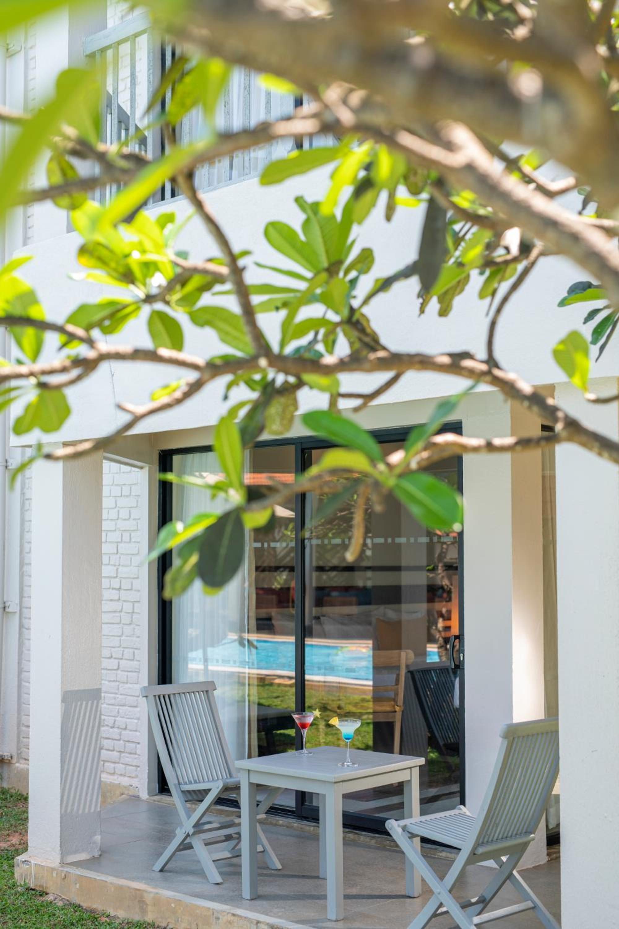 Superior Zweibettzimmer mit Terrasse am Poolrand