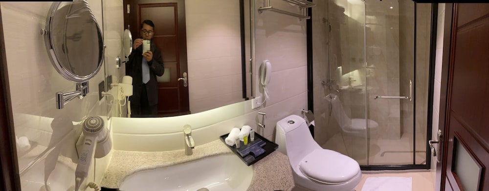 Deluxe Twin Room, 1 Bedroom photo 2