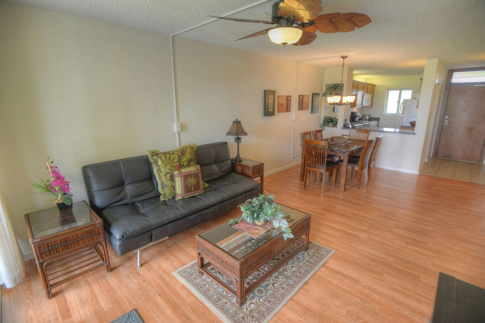 Condo (2 Bedrooms) photo 3