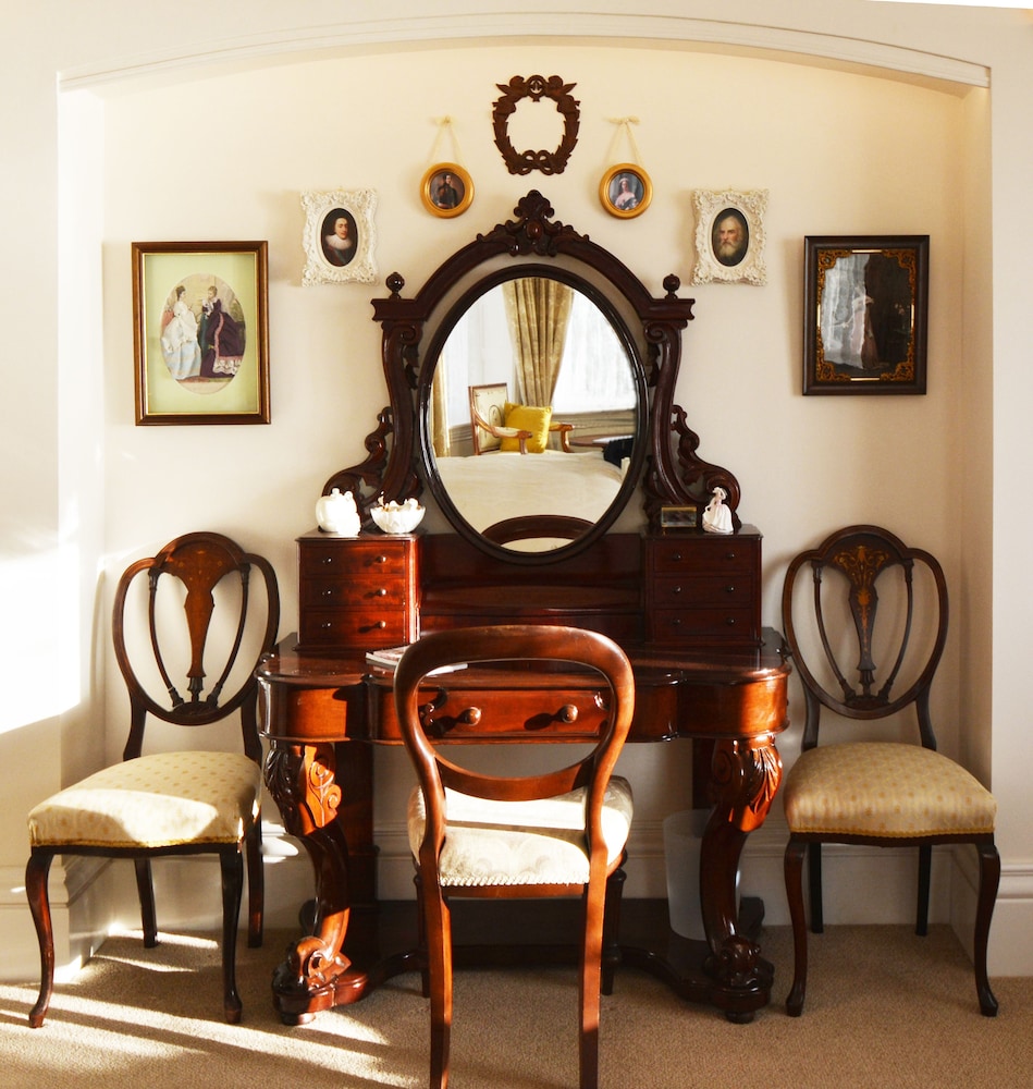 1 Victoria & Albert room photo 3
