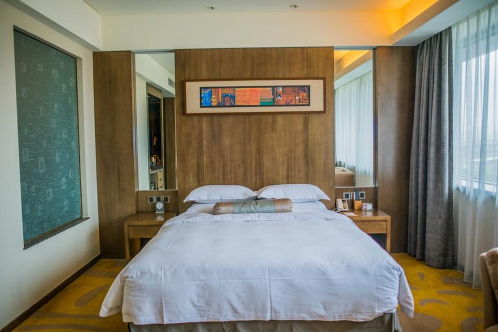 Deluxe Double Room, Garden View