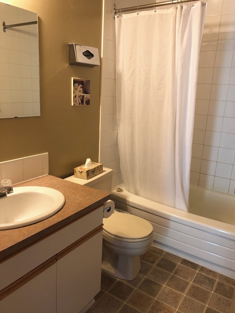 Suite, 1 Bedroom photo 2