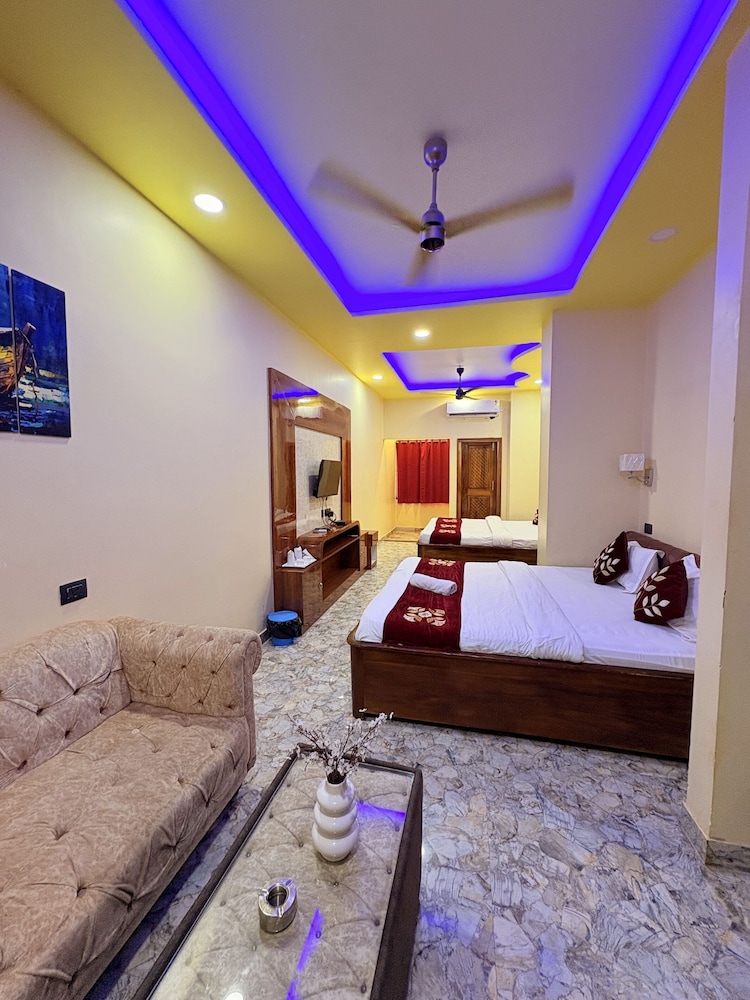 Deluxe Quadruple Room photo 2