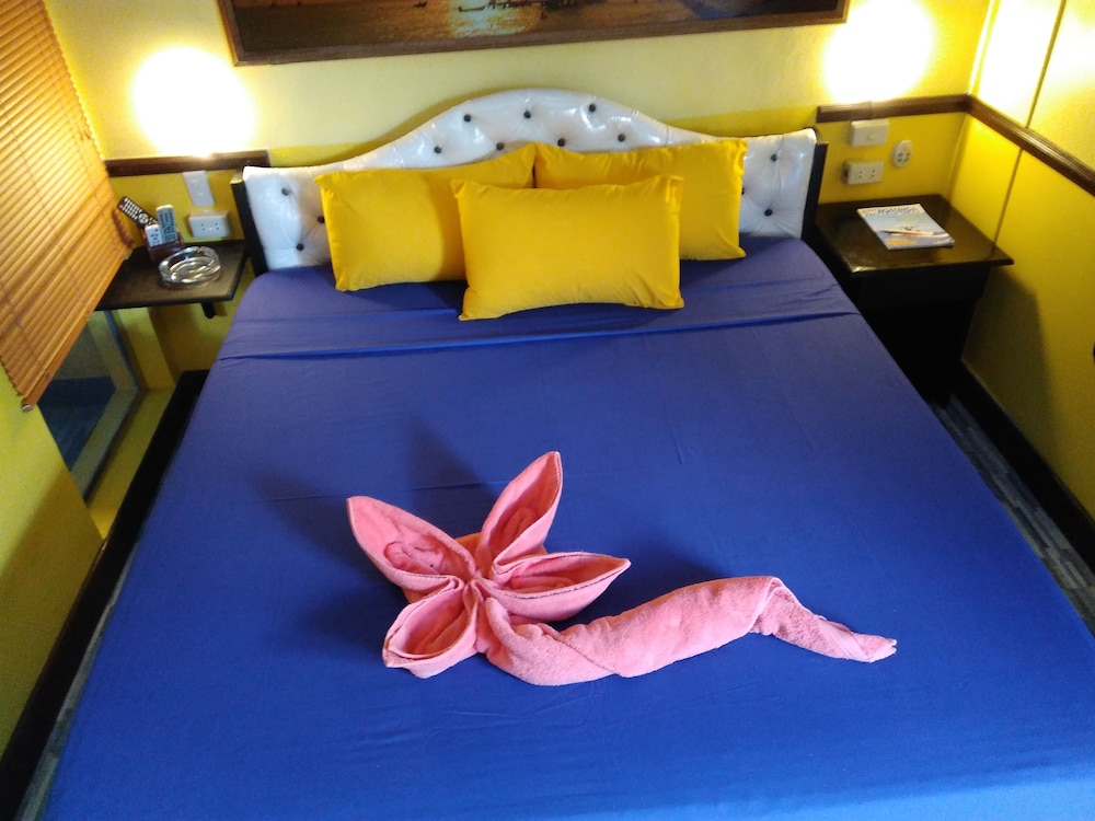 Superior Single Room, 1 Queen Bed - Photo 2