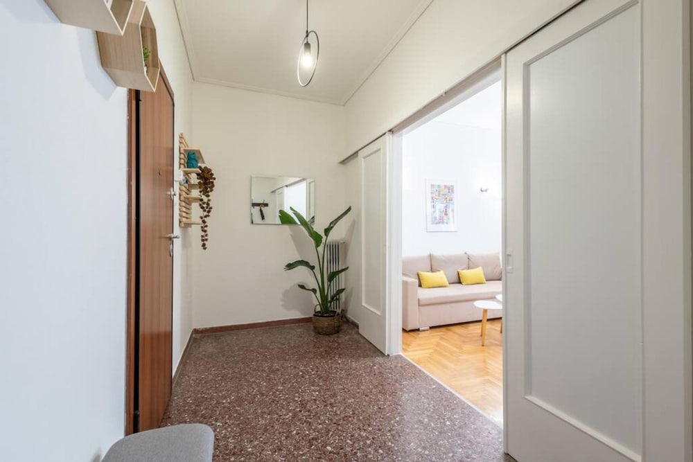 Apartment photo 3