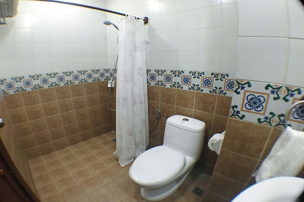 Standard Twin Room photo 2