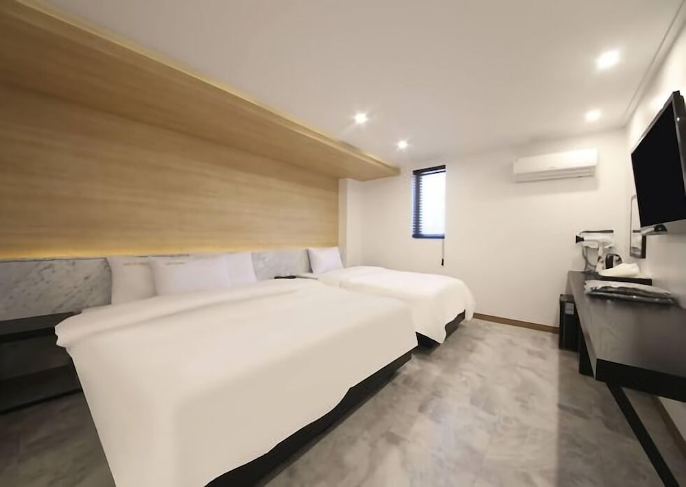 Business Twin Room, Multiple Beds photo 1