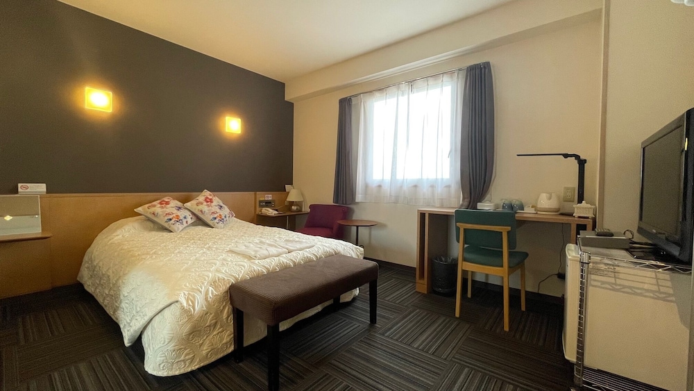 Double Room, Non Smoking - Photo 3