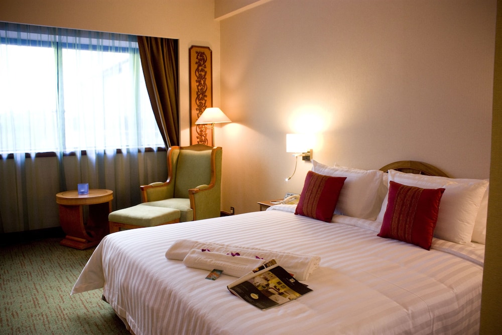 Deluxe Room - Photo 3