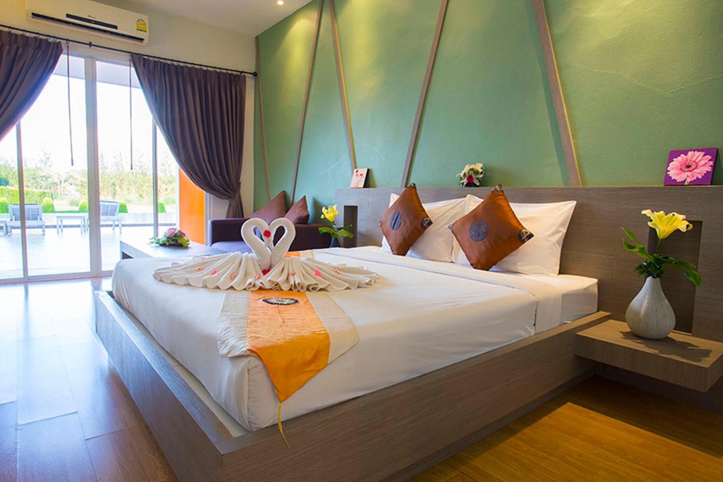 Double or Twin Room with Pool View - Photo 1