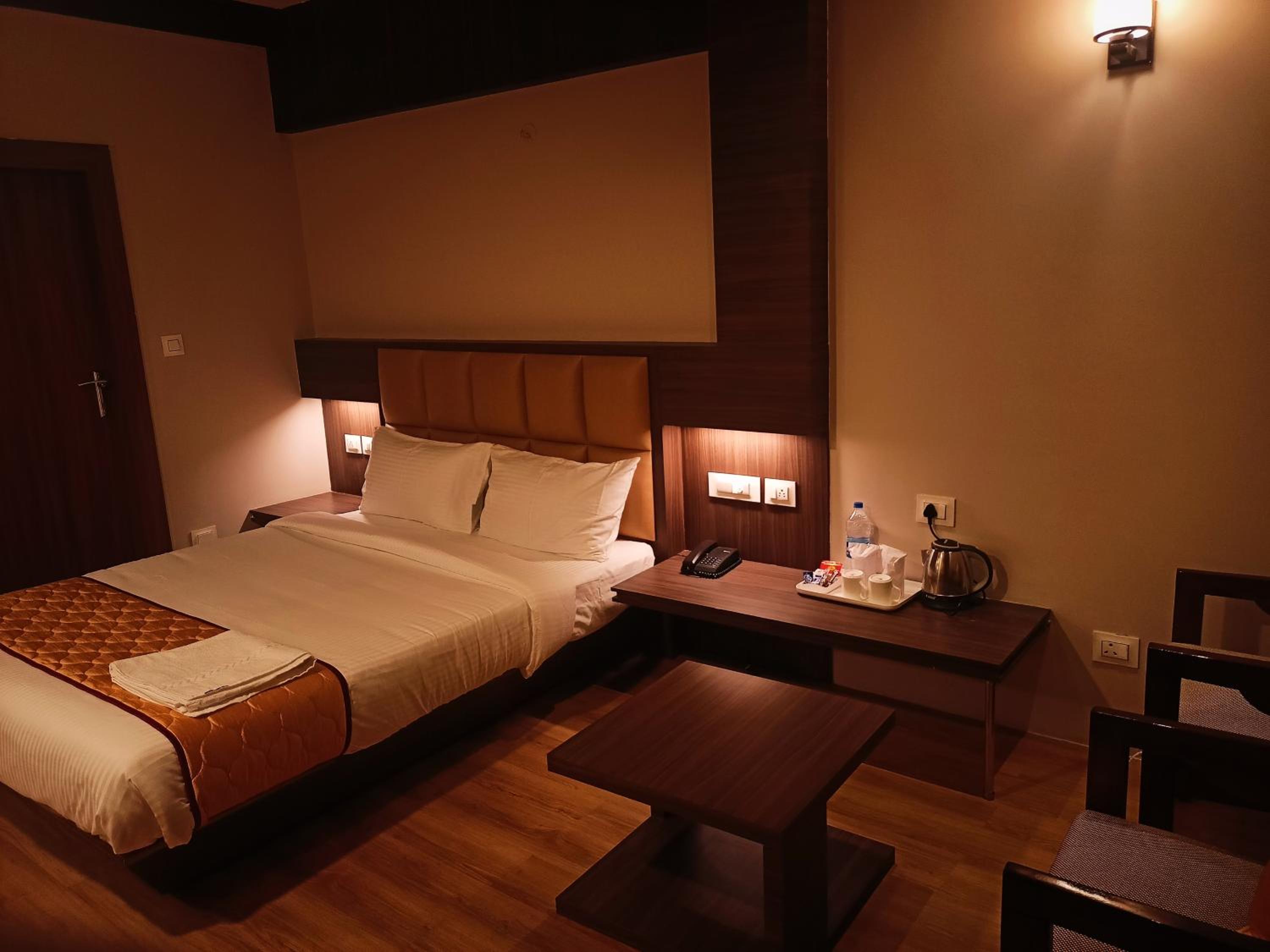 Superior Deluxe Double Room  - Photo 1