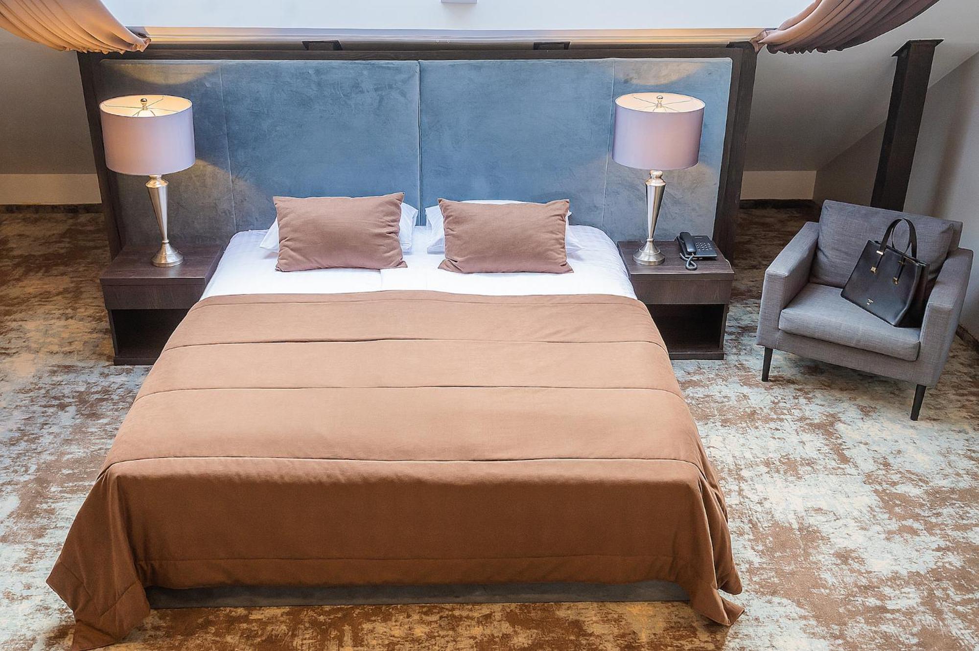Attic Suite - Photo 4