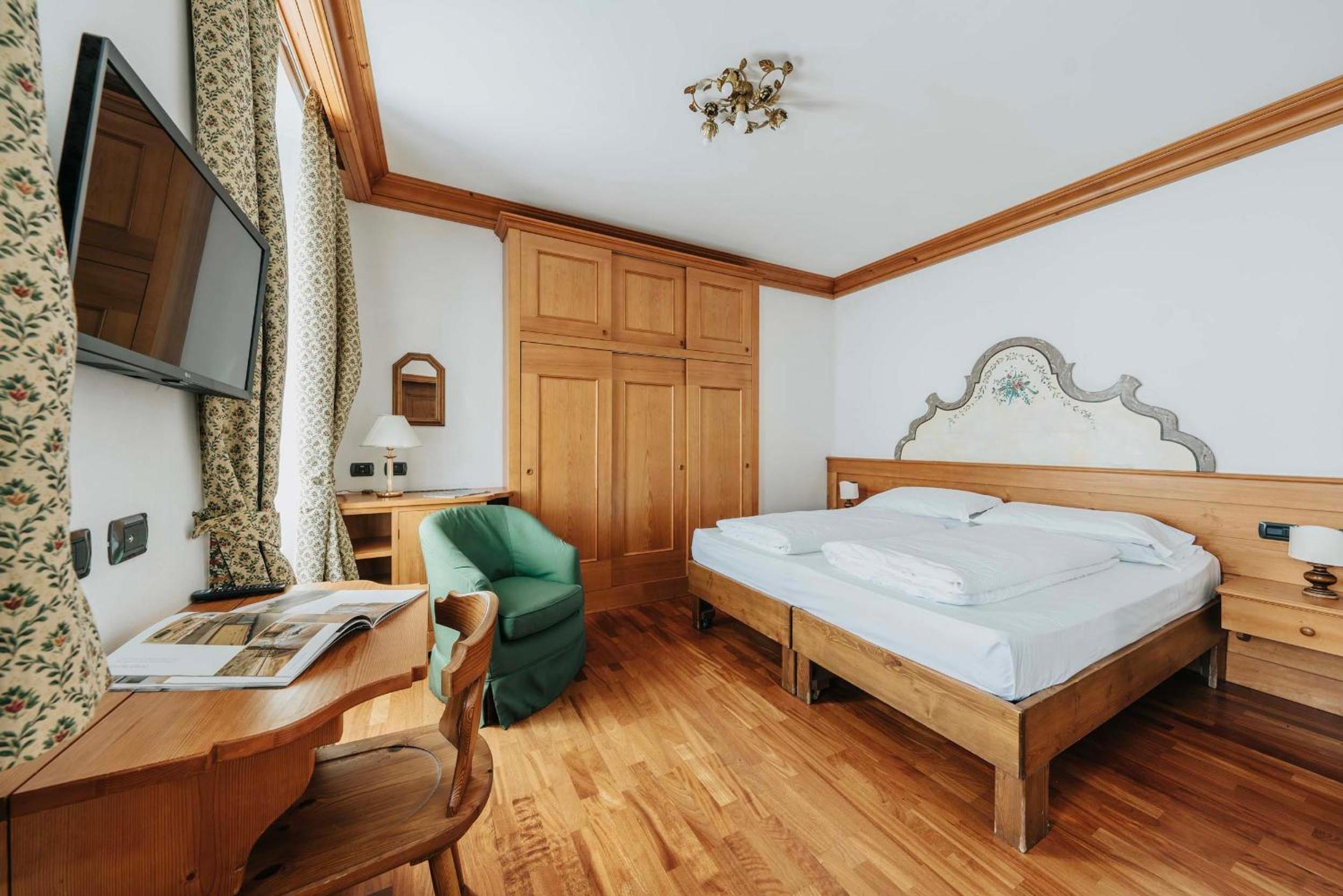 Economy Double Room - Photo 6