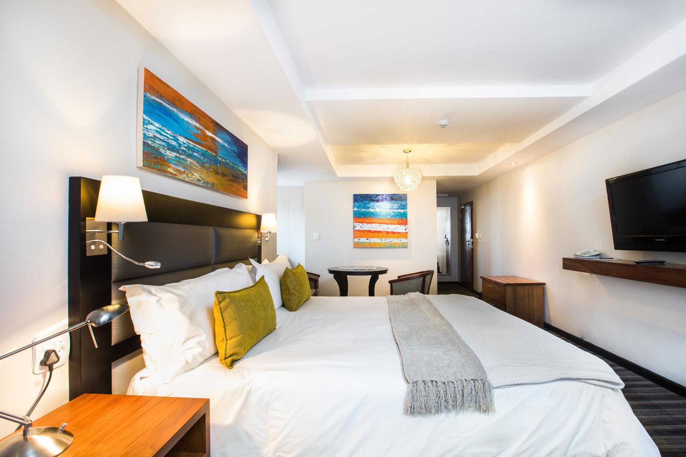 Family Room with Twin beds - Photo 6