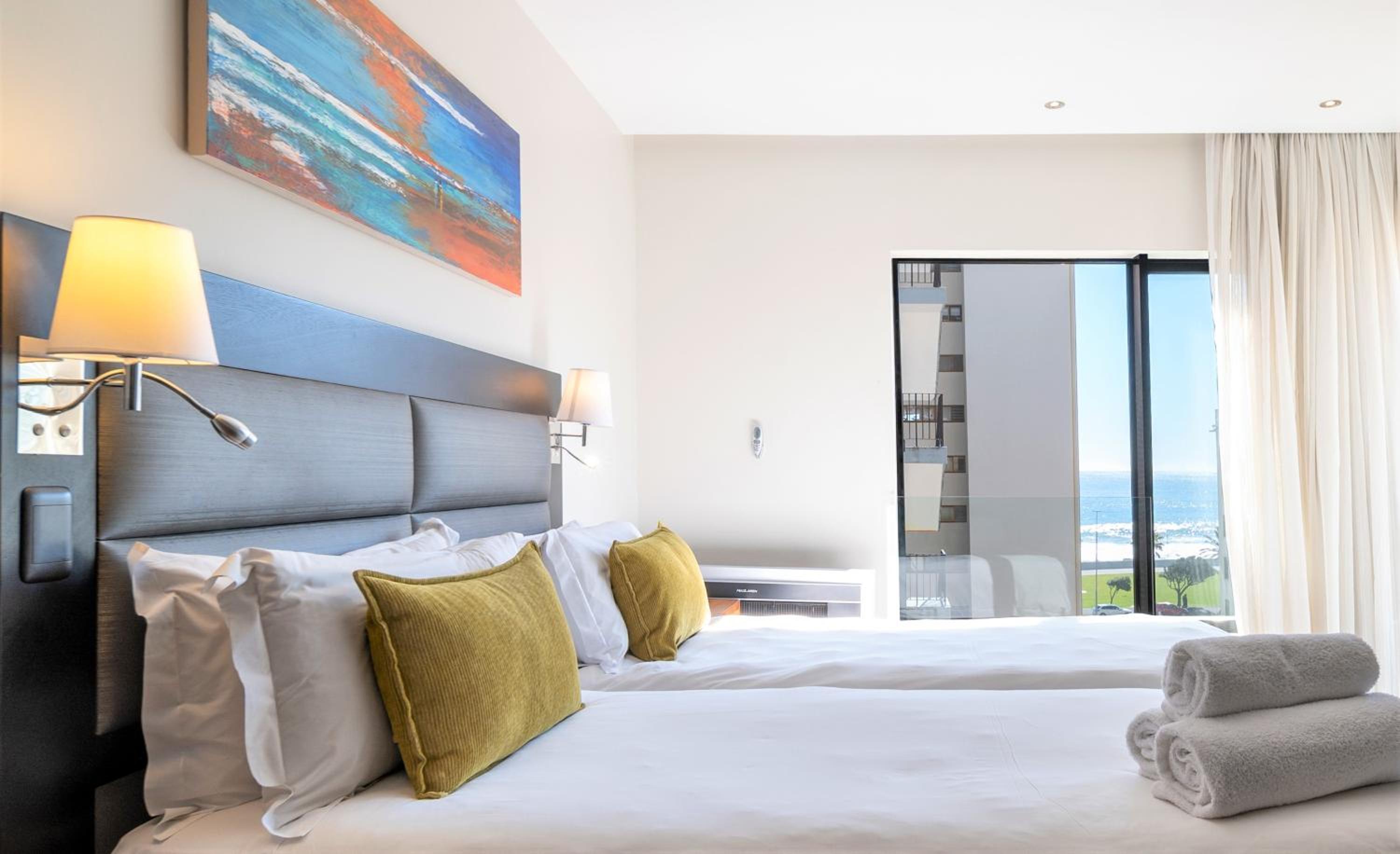 Family Room with Twin beds - Photo 7