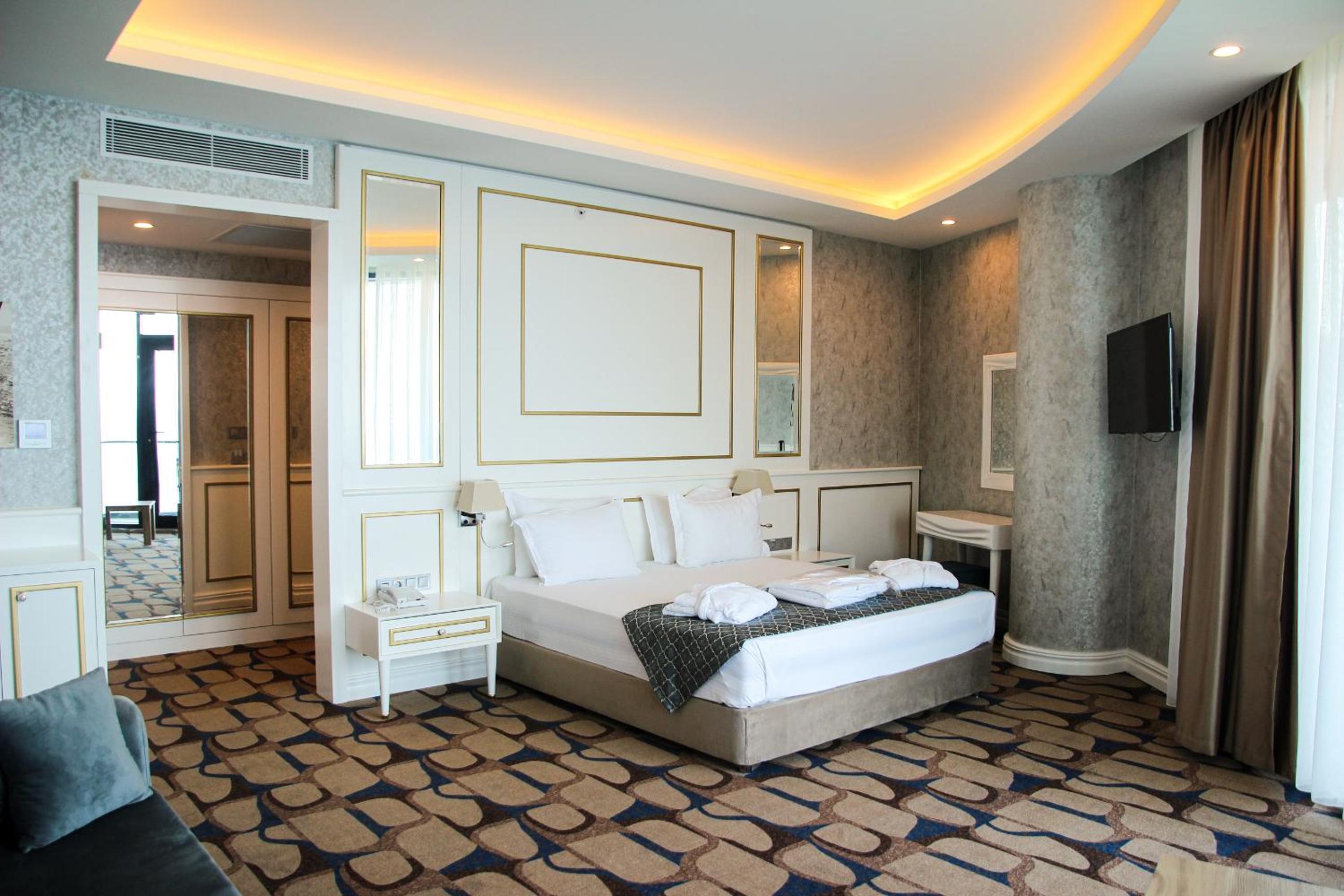King Room with Sea View - Photo 4
