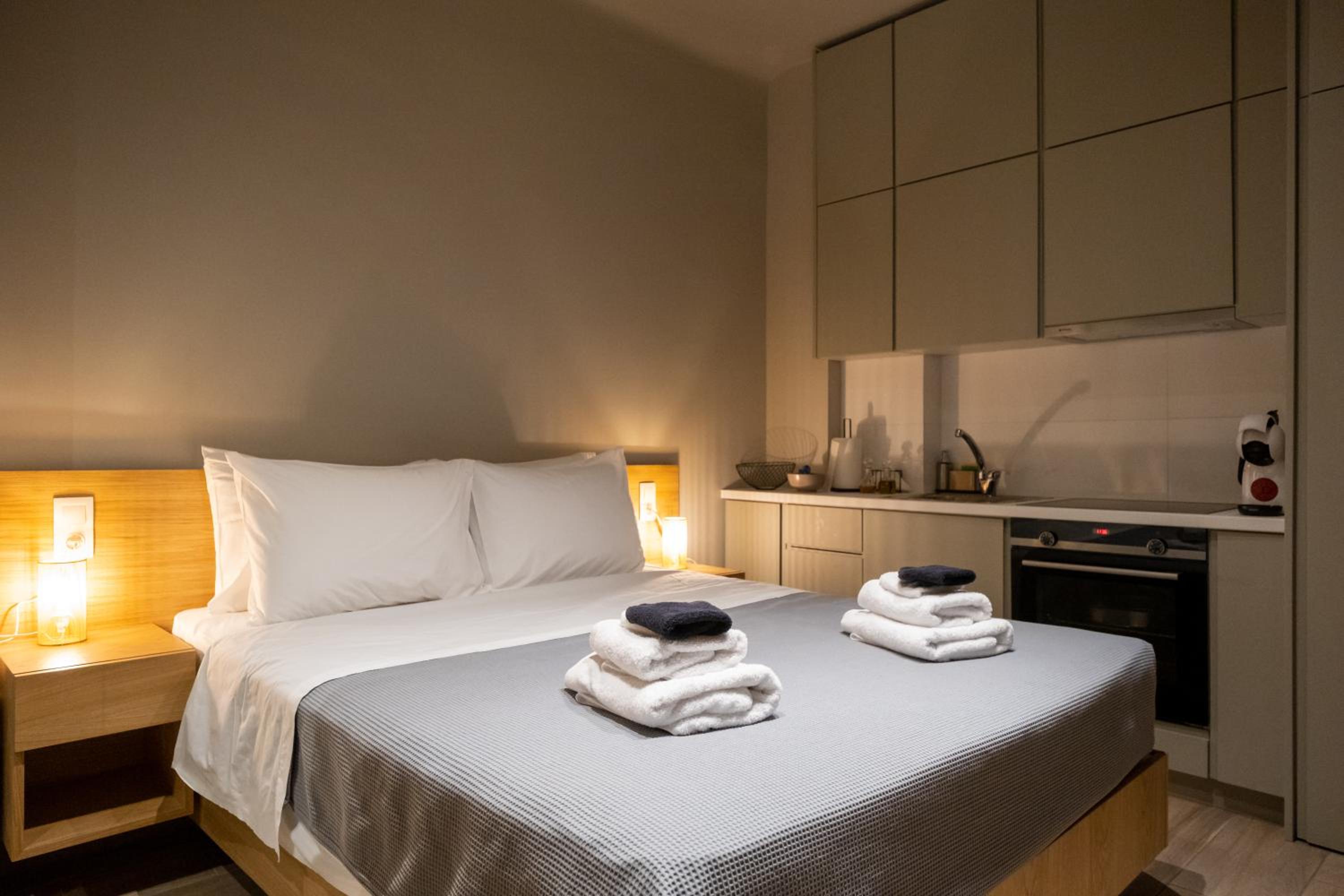 Studio Apartment photo 2